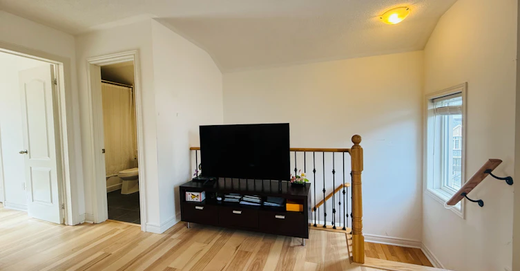 51 Cobb Street, Aurora, ON, L4G 0W7 - 36