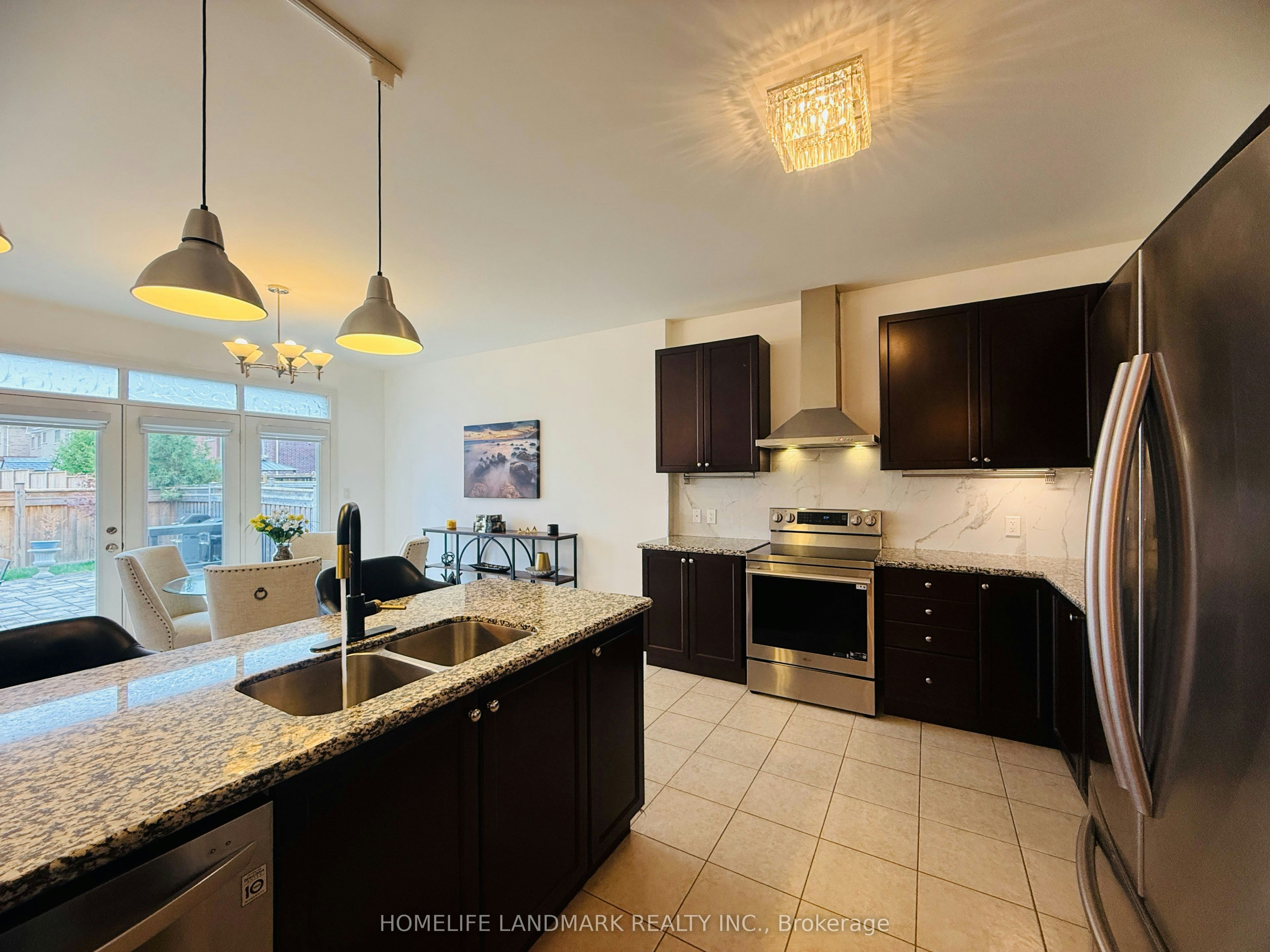 51 Cobb Street, Aurora, ON, L4G 0W7 - 13