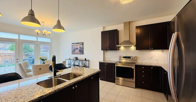 51 Cobb Street, Aurora, ON, L4G 0W7 - 13