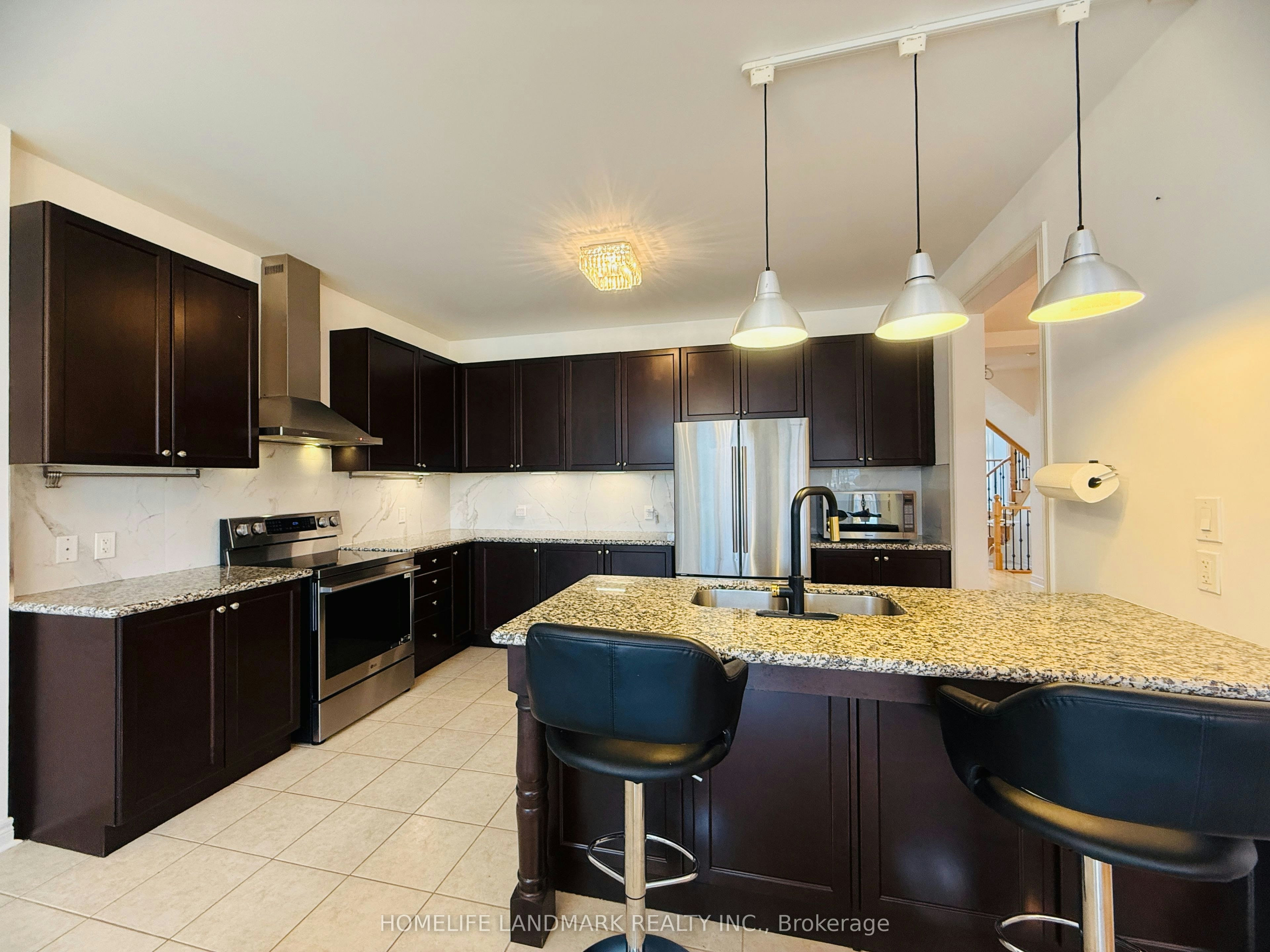 51 Cobb Street, Aurora, ON, L4G 0W7 - 15