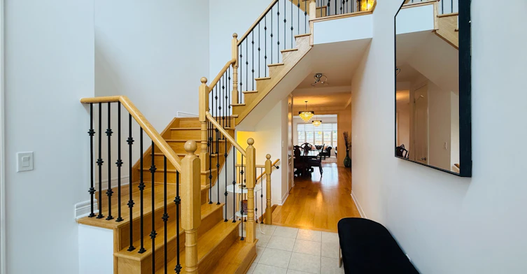 51 Cobb Street, Aurora, ON, L4G 0W7 - 3