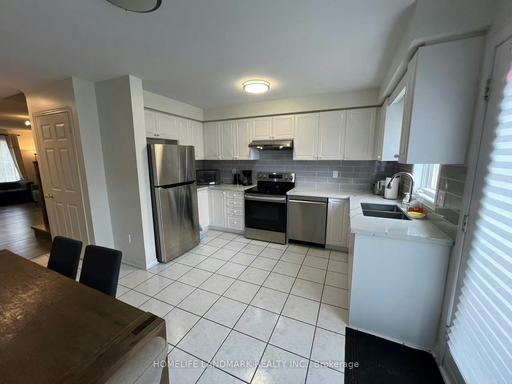 9051 Yonge Street, Richmond Hill, ON, L4C 0L2 - 2