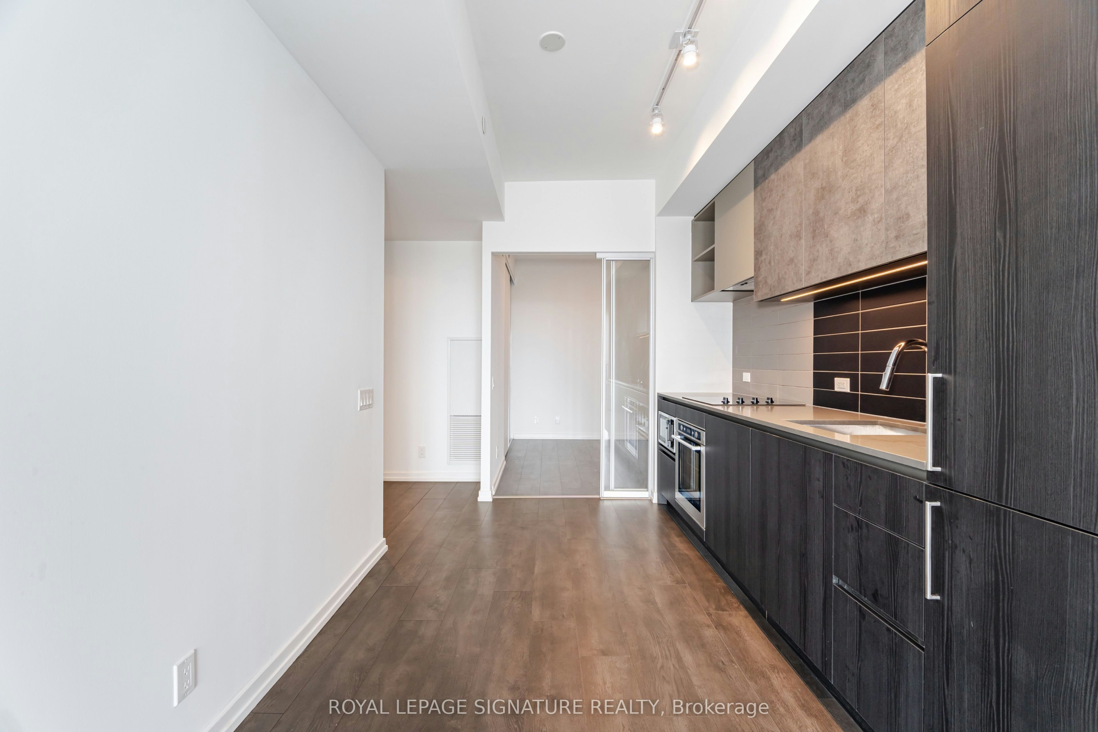 4508-7890 Jane Street, Vaughan, ON, L4K 0K9 - 4