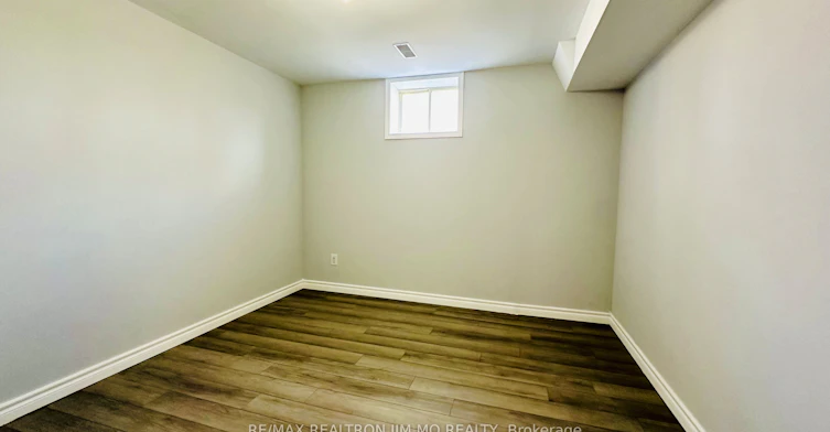 Lower-288 Parkwood Avenue, Georgina, ON, L4P 2X3 - 17