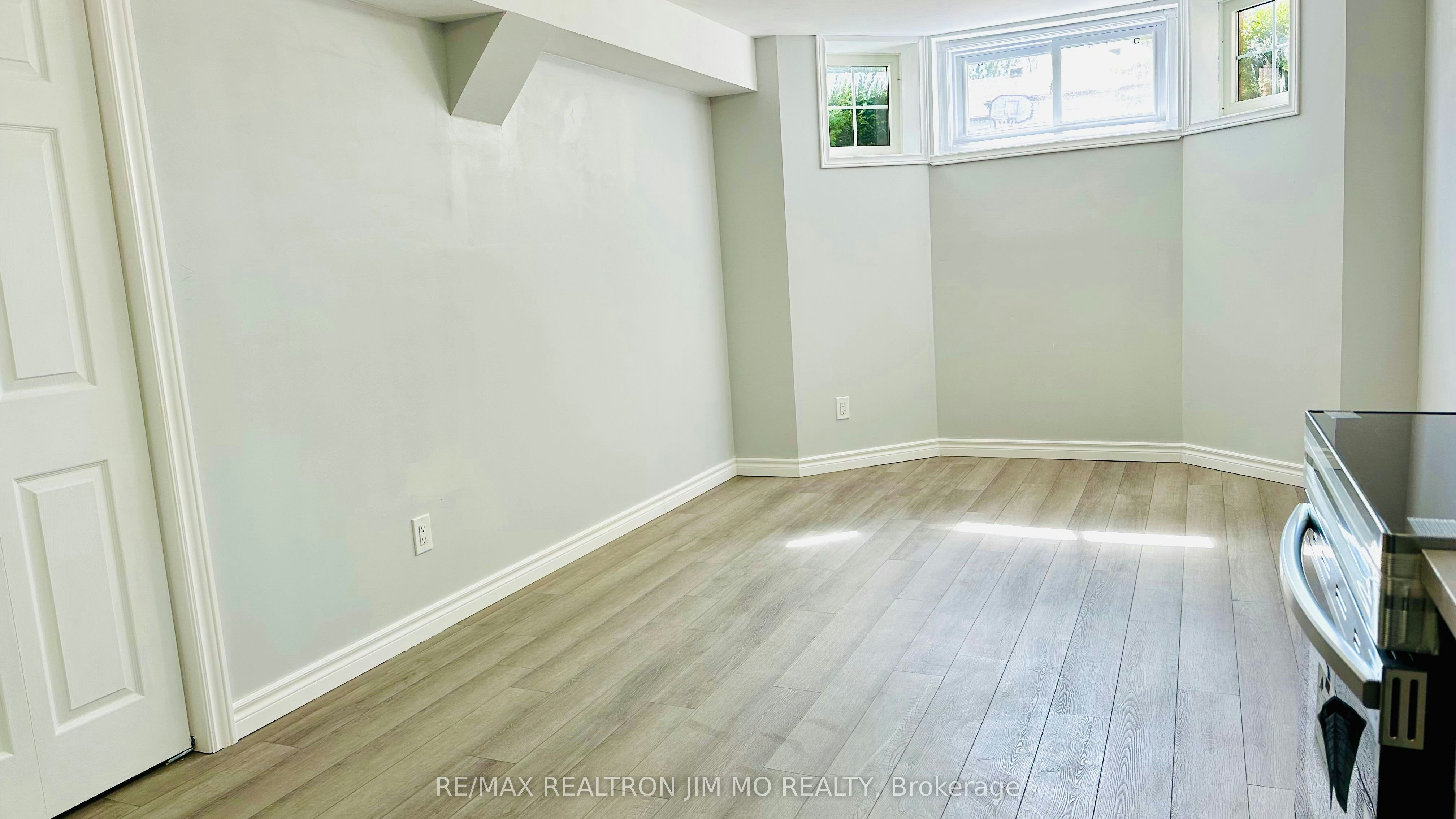 Lower-288 Parkwood Avenue, Georgina, ON, L4P 2X3 - 14