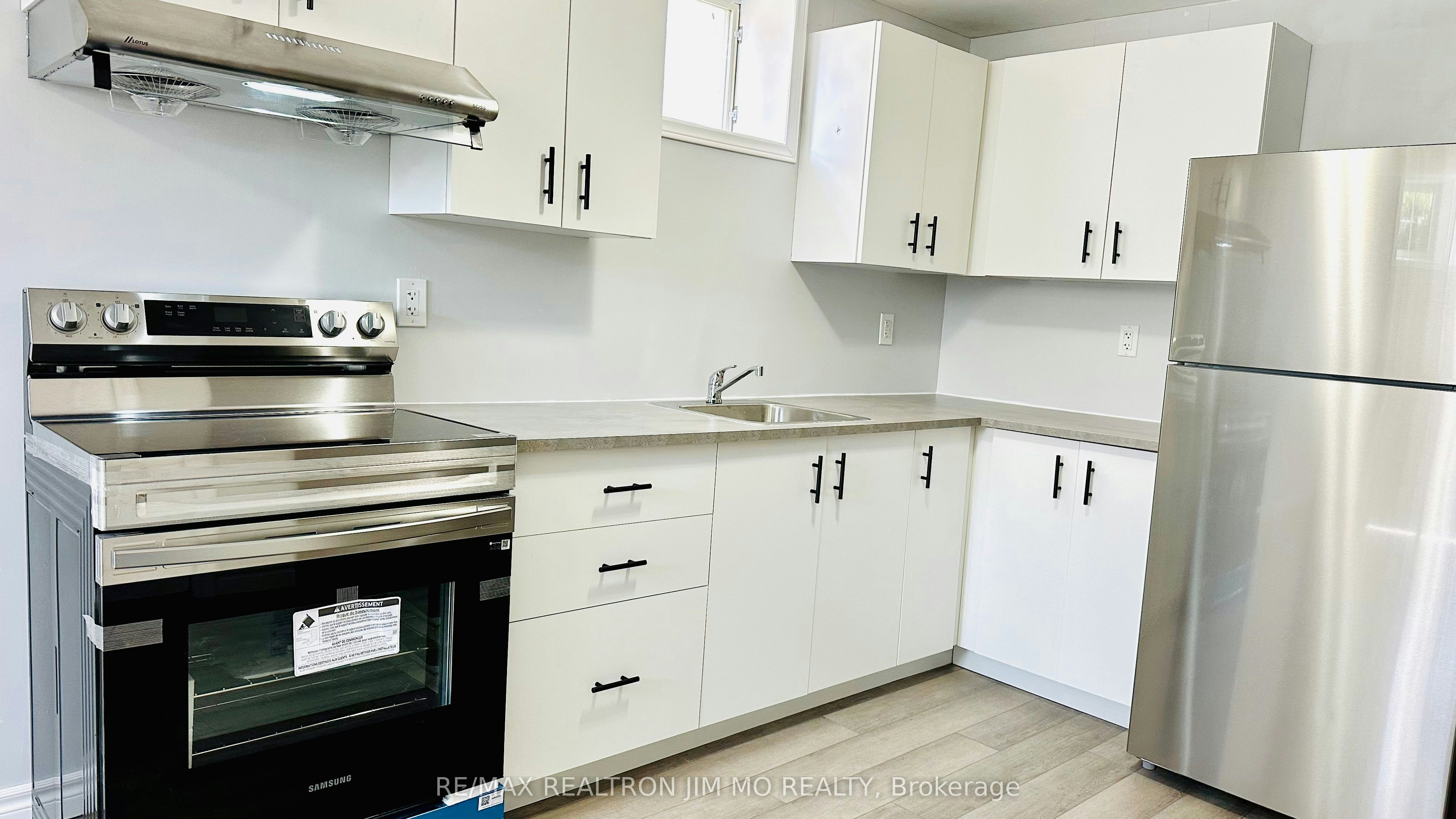 Lower-288 Parkwood Avenue, Georgina, ON, L4P 2X3 - 11