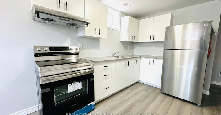 Lower-288 Parkwood Avenue, Georgina, ON, L4P 2X3 - 10