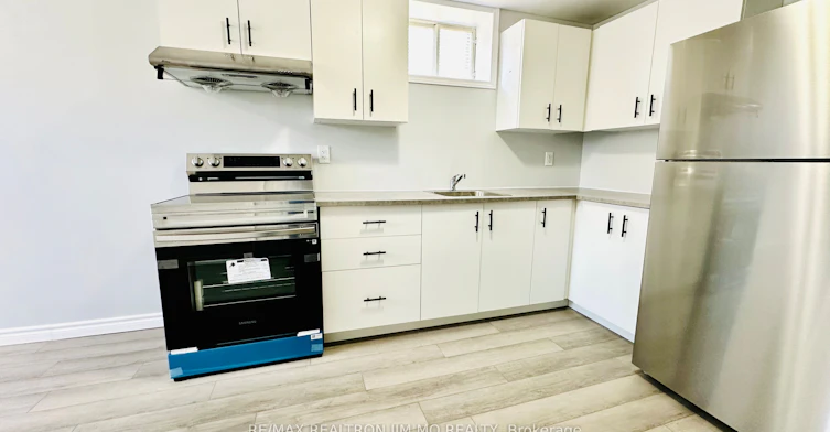 Lower-288 Parkwood Avenue, Georgina, ON, L4P 2X3 - 9