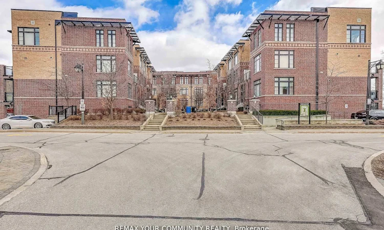 29-8169 Kipling Avenue
