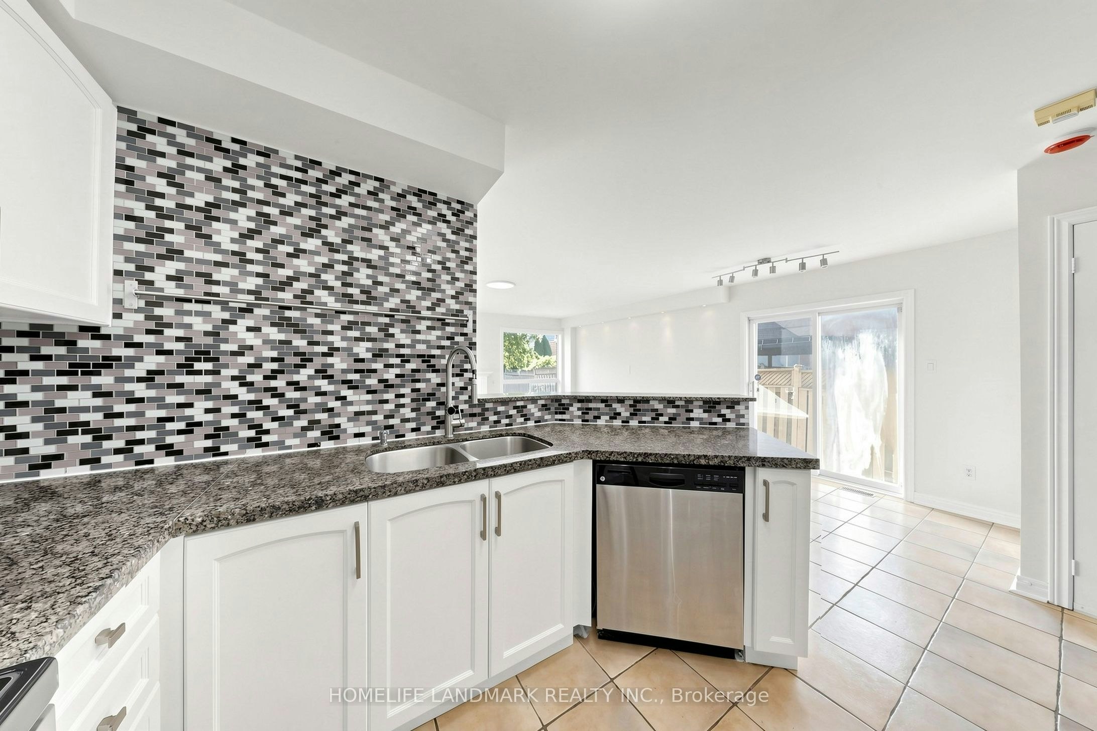 183 Freemont Street, Vaughan, ON, L4K 5H6 - 8