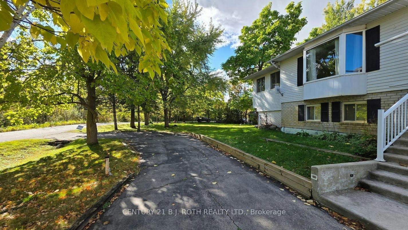 840 Blackwoods Avenue, Innisfil, ON, L9S 1S8 - 2