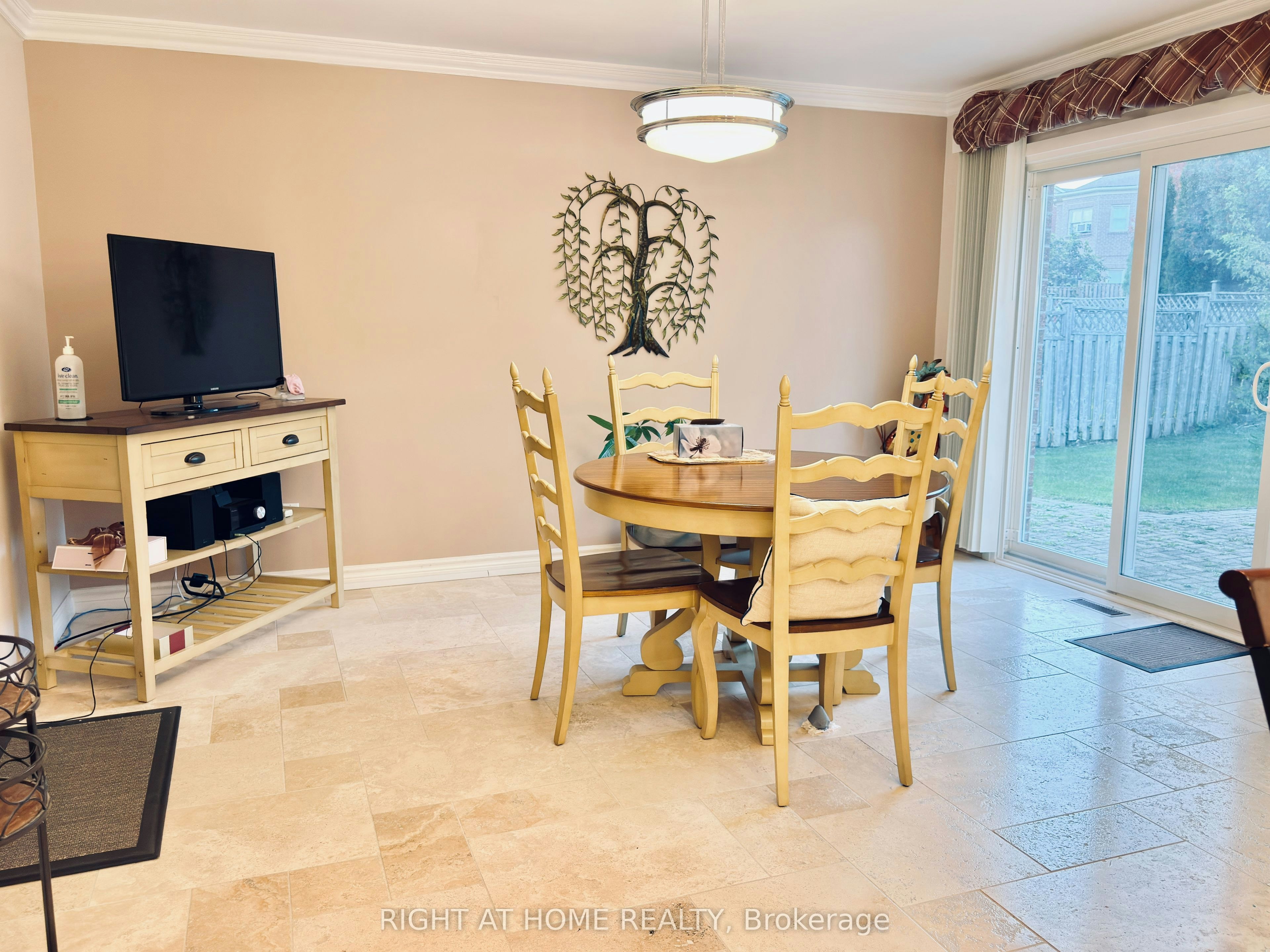 6 Cowles Court, Richmond Hill, ON, L4C 9A7 - 8