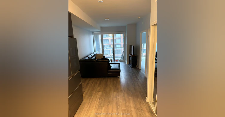 418-100 Eagle Rock Way, Vaughan, ON, L6A 5B9 - 2