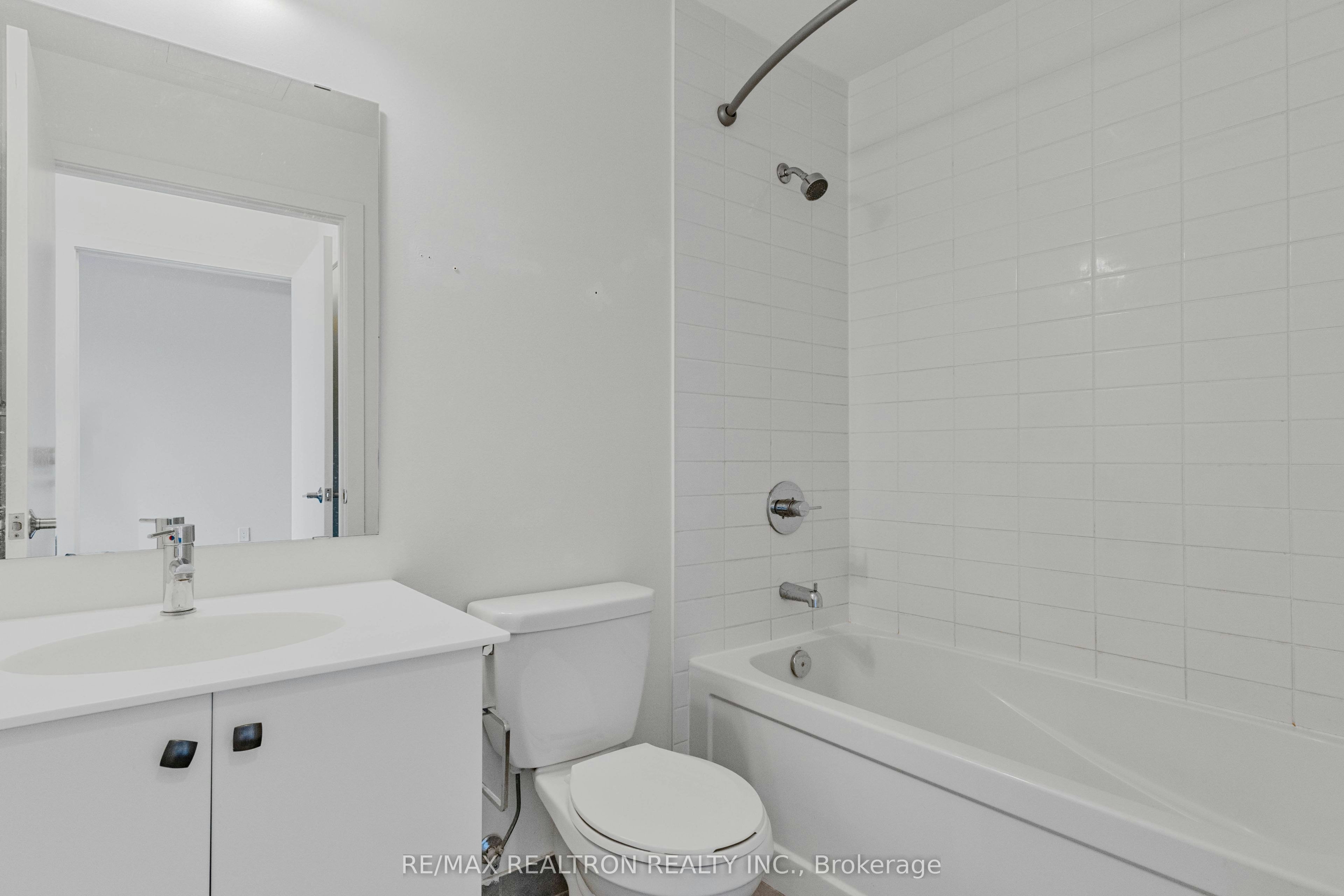 PH 446-555 William Graham Drive W, Aurora, ON, L4G 3H9 - 20