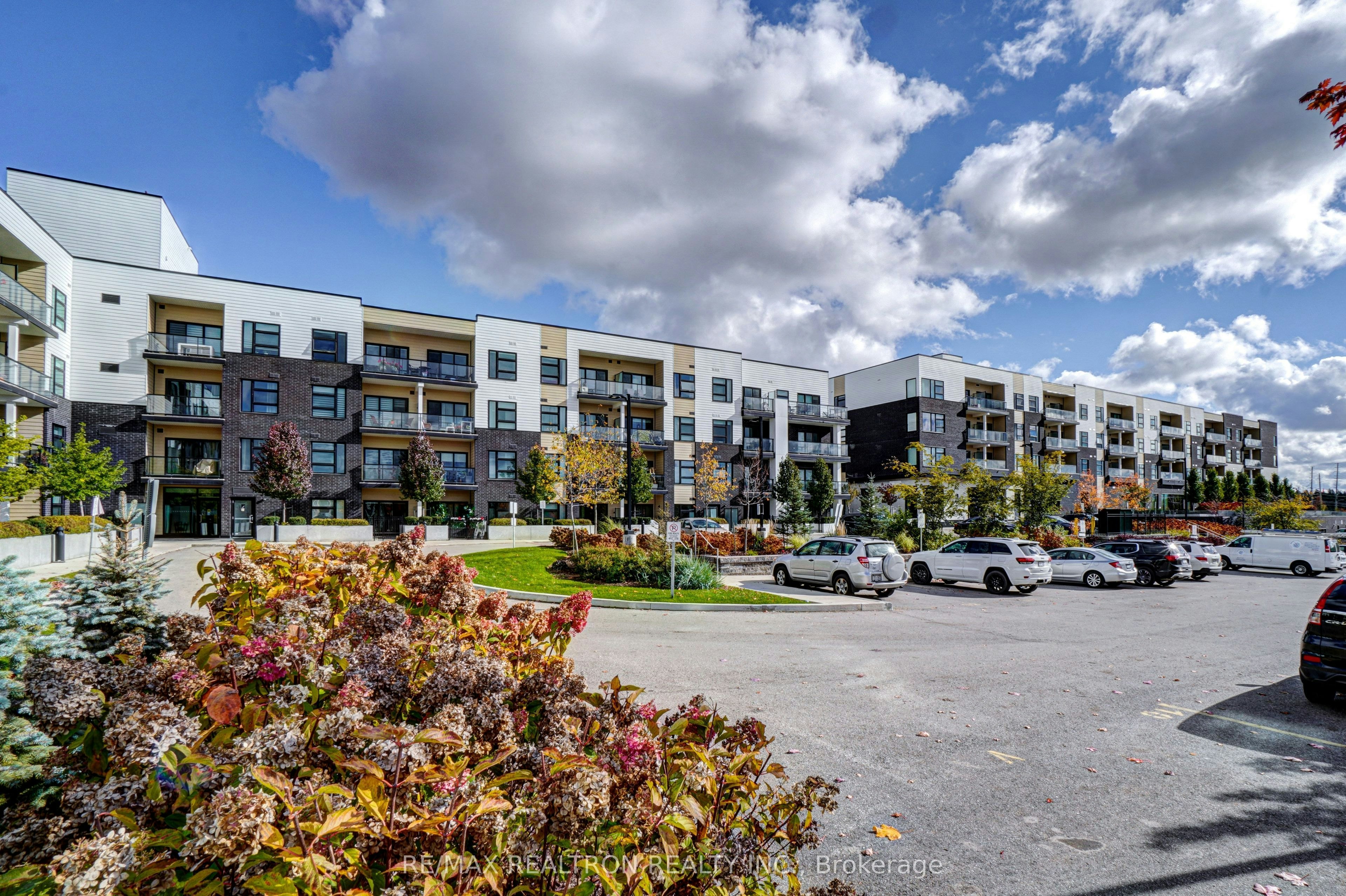 PH 446-555 William Graham Drive W, Aurora, ON, L4G 3H9 - 31