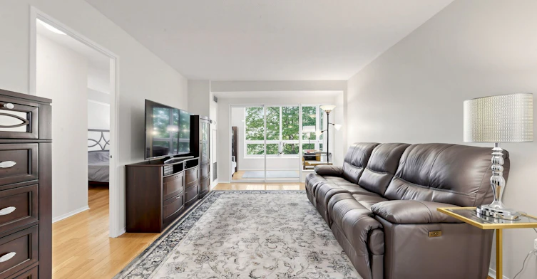 307-326 Major Mackenzie Drive, Richmond Hill, ON, L4C 8T4 - 12