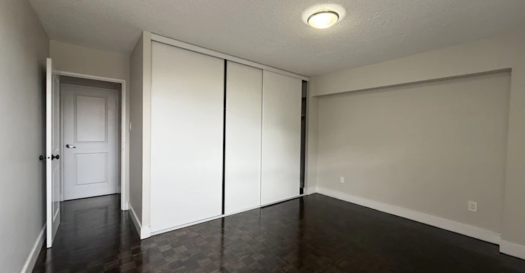 212-145 Wellington Street W, Aurora, ON, L4G 2N9 - 7