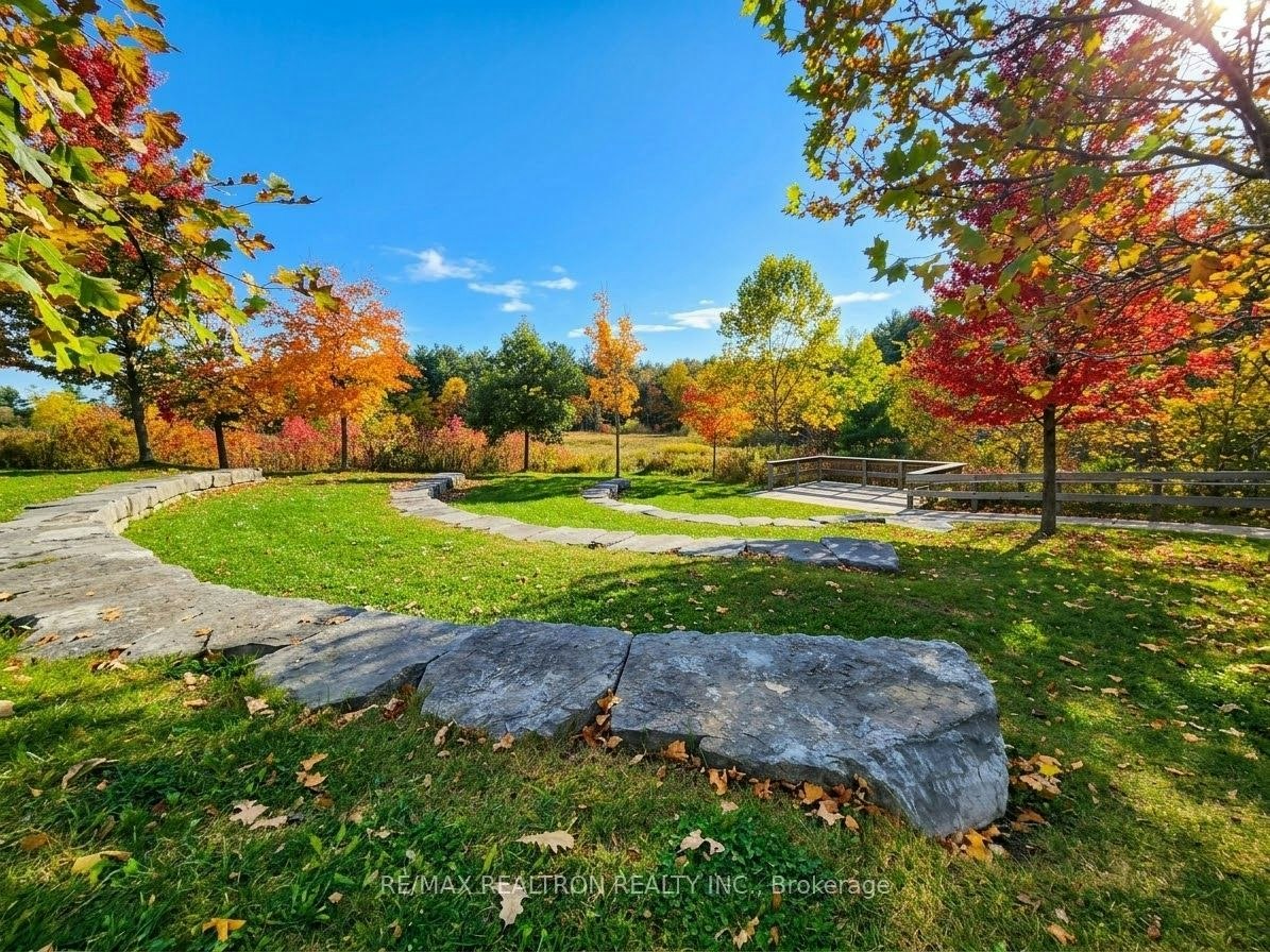340 Capella Street, Newmarket, ON, L3X 0L7 - 24