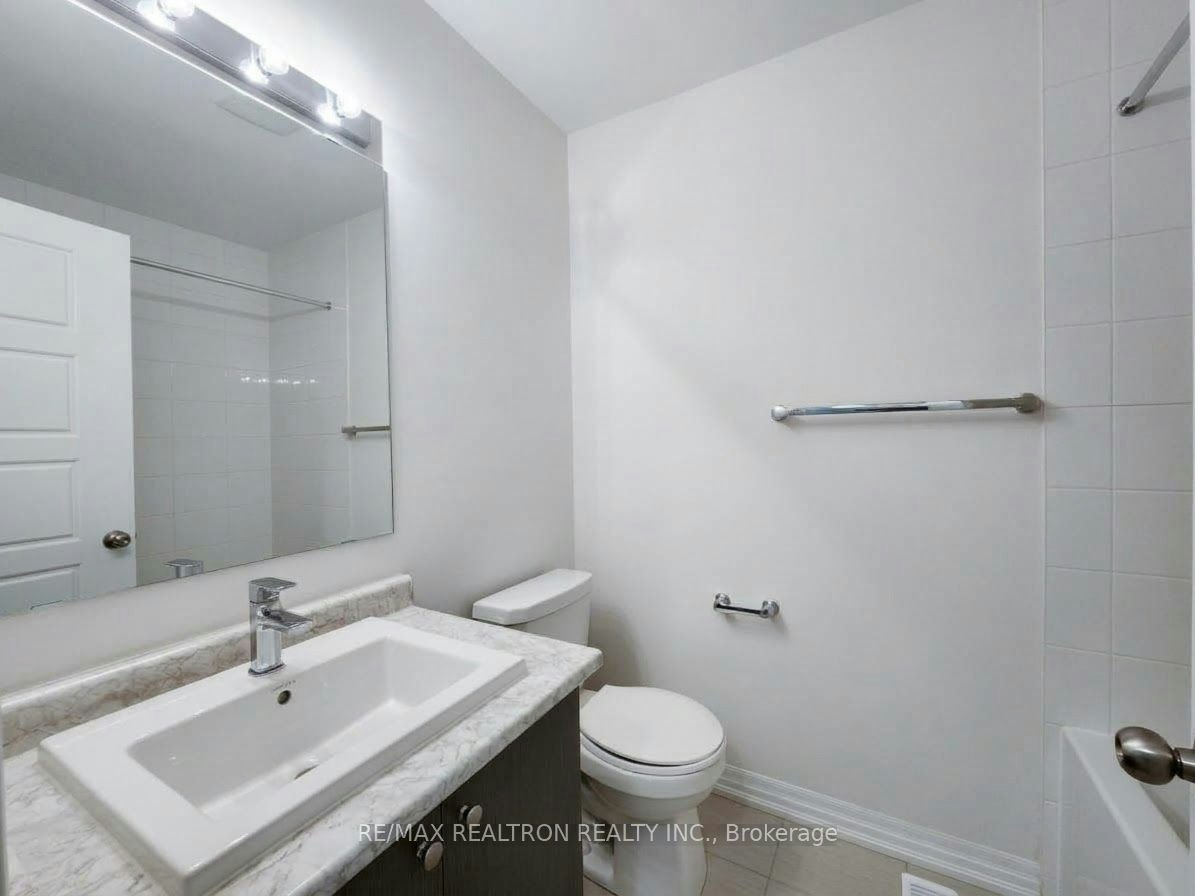 340 Capella Street, Newmarket, ON, L3X 0L7 - 22