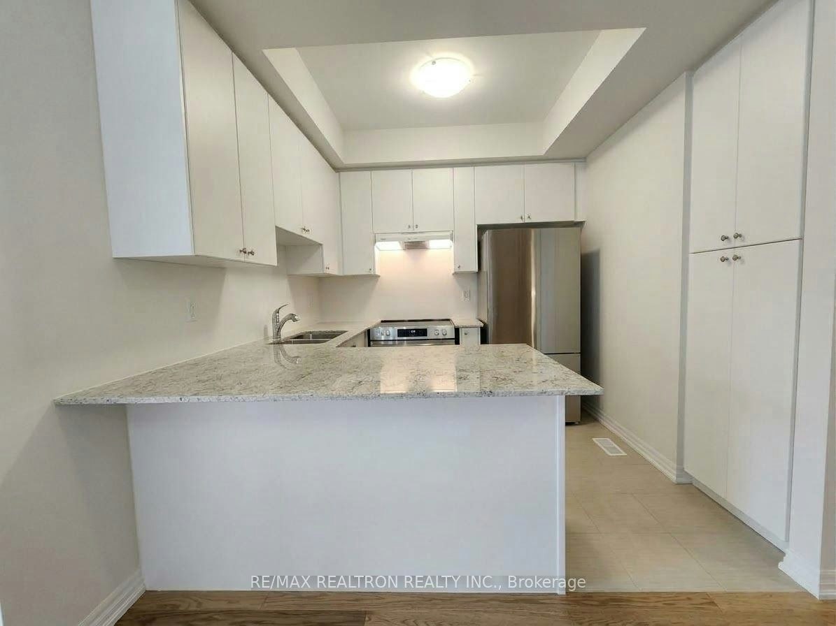 340 Capella Street, Newmarket, ON, L3X 0L7 - 9