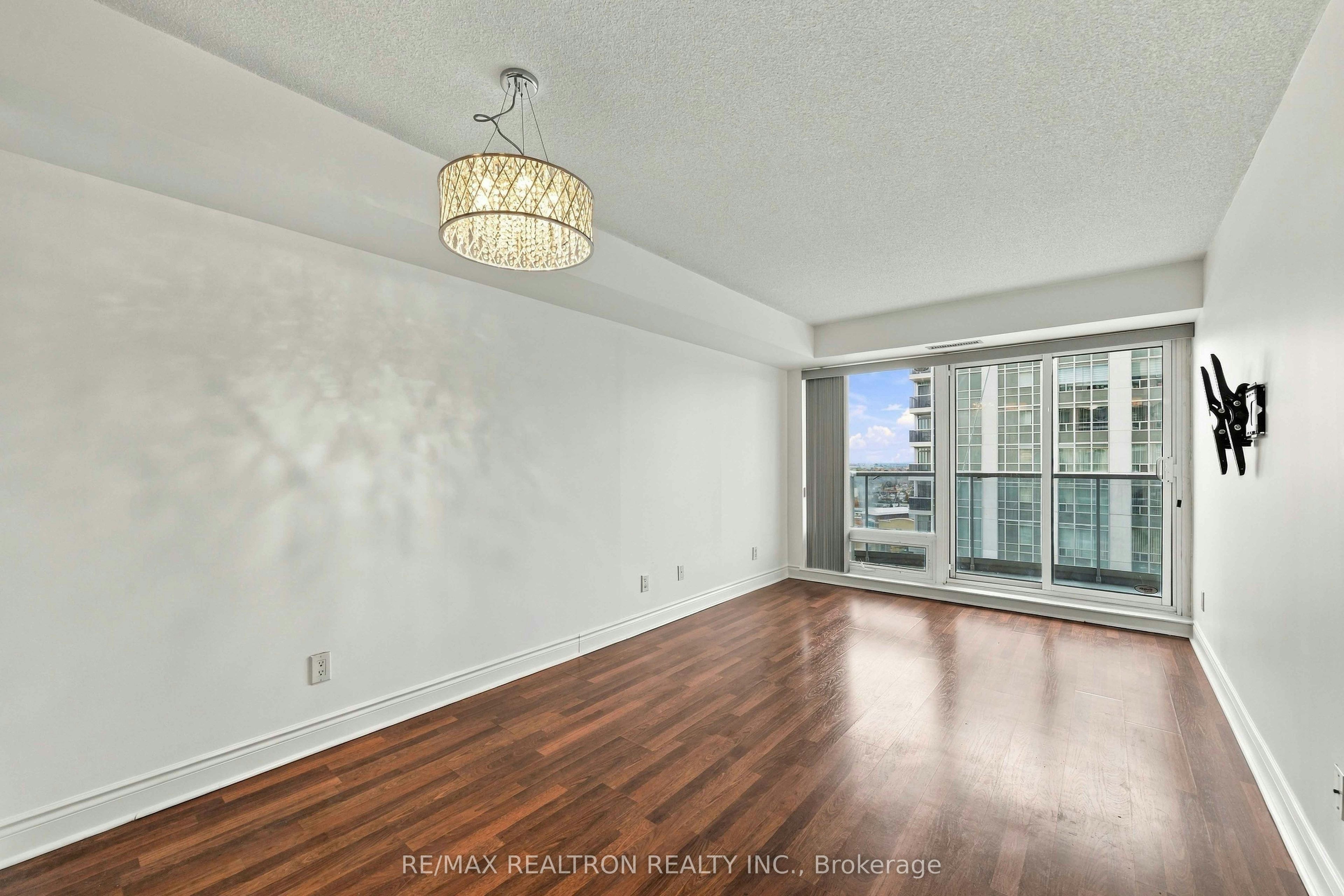 1204-7 North Park Road, Vaughan, ON, L4J 0C9 - 5