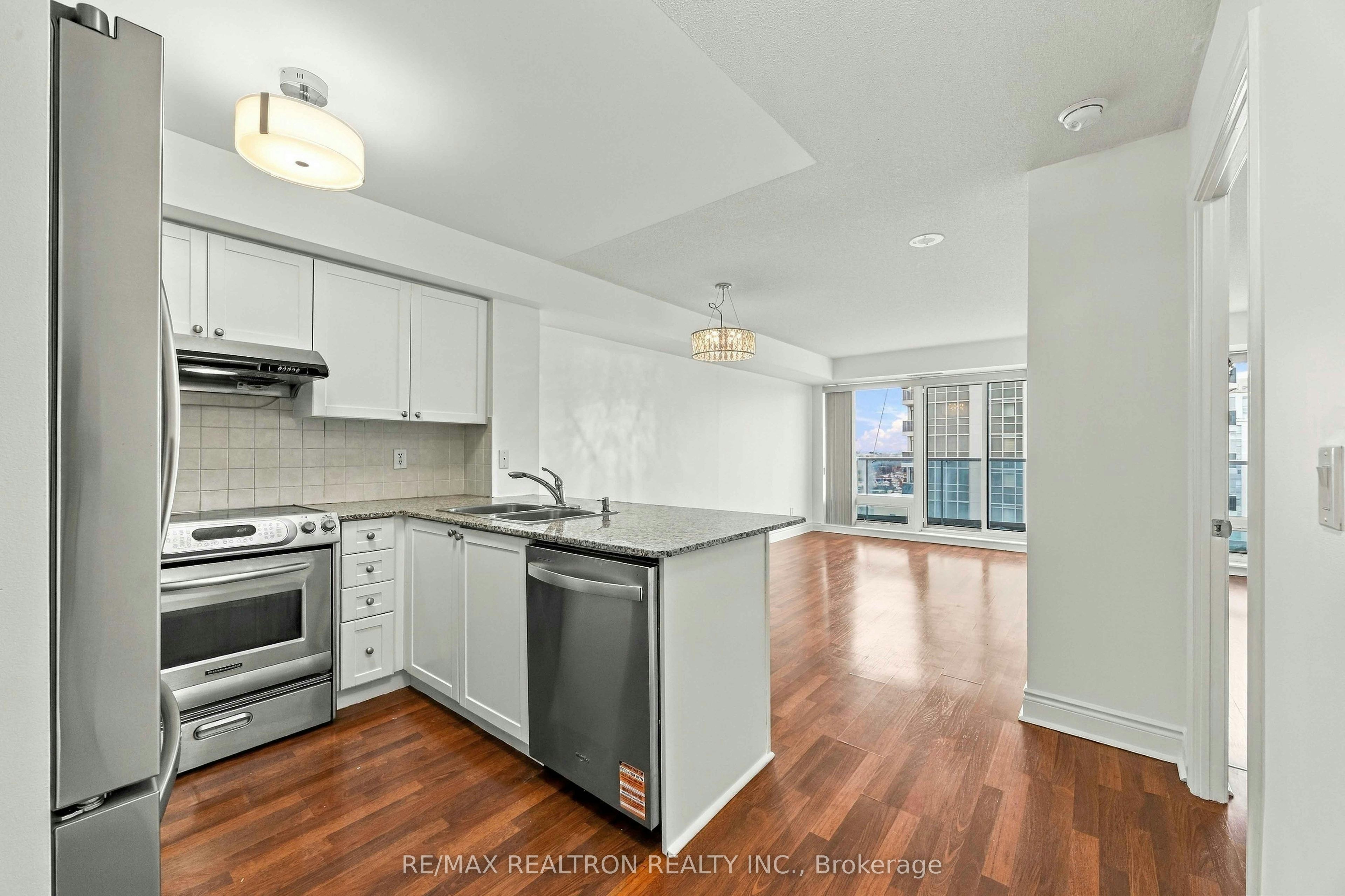 1204-7 North Park Road, Vaughan, ON, L4J 0C9 - 4
