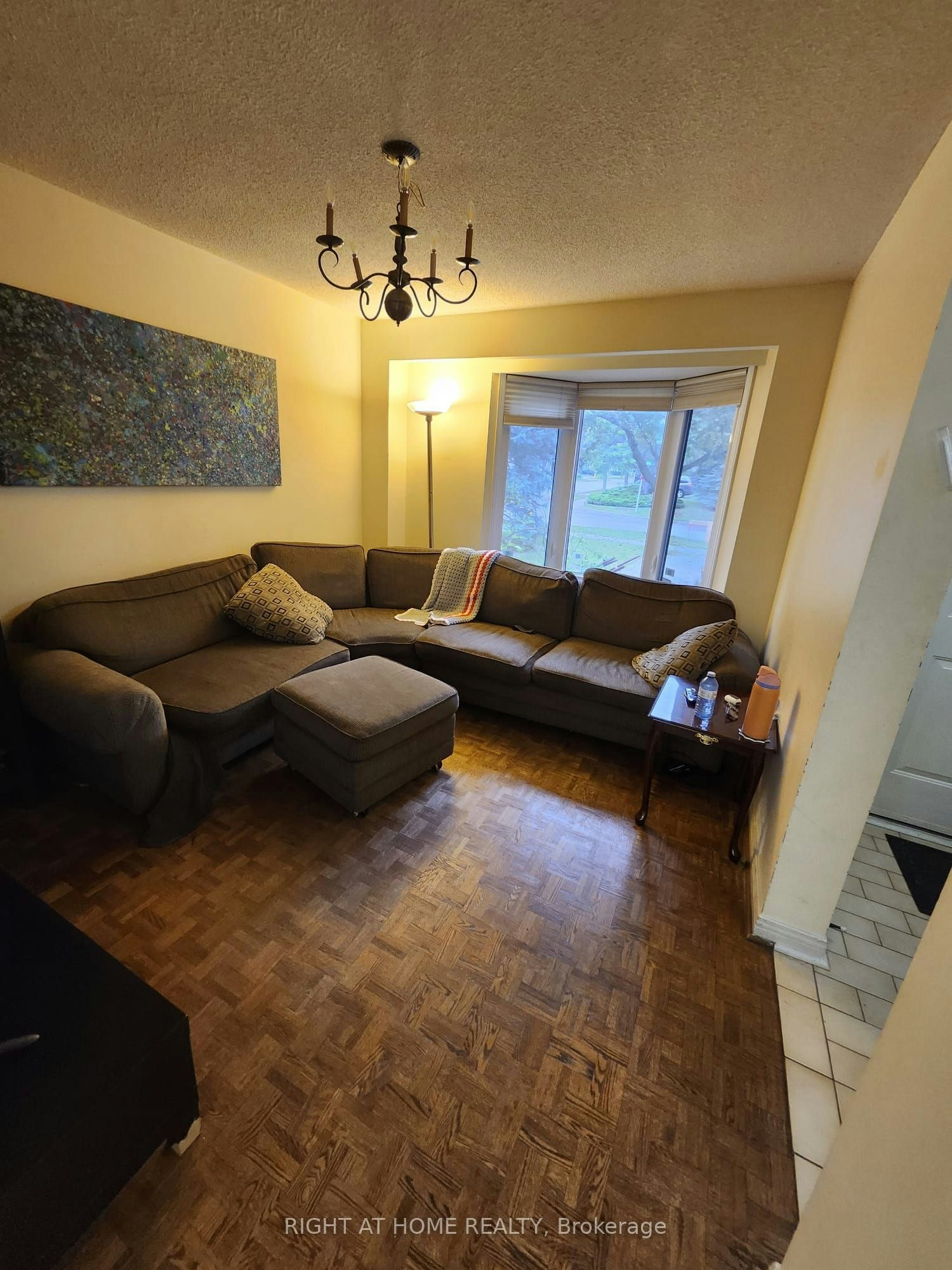 100 Jessica Gardens, Vaughan, ON, L4J 3G2 - 7