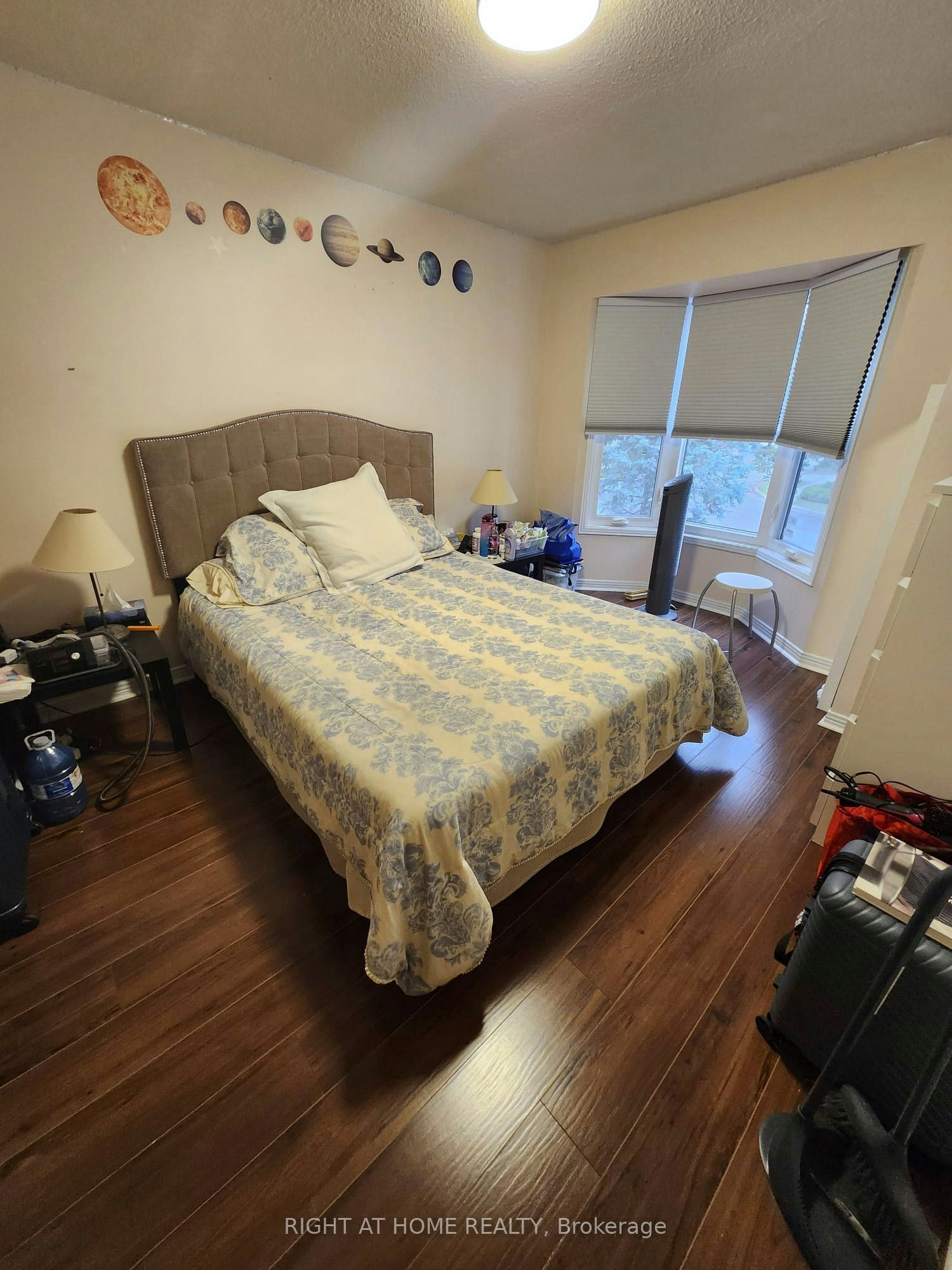 100 Jessica Gardens, Vaughan, ON, L4J 3G2 - 2