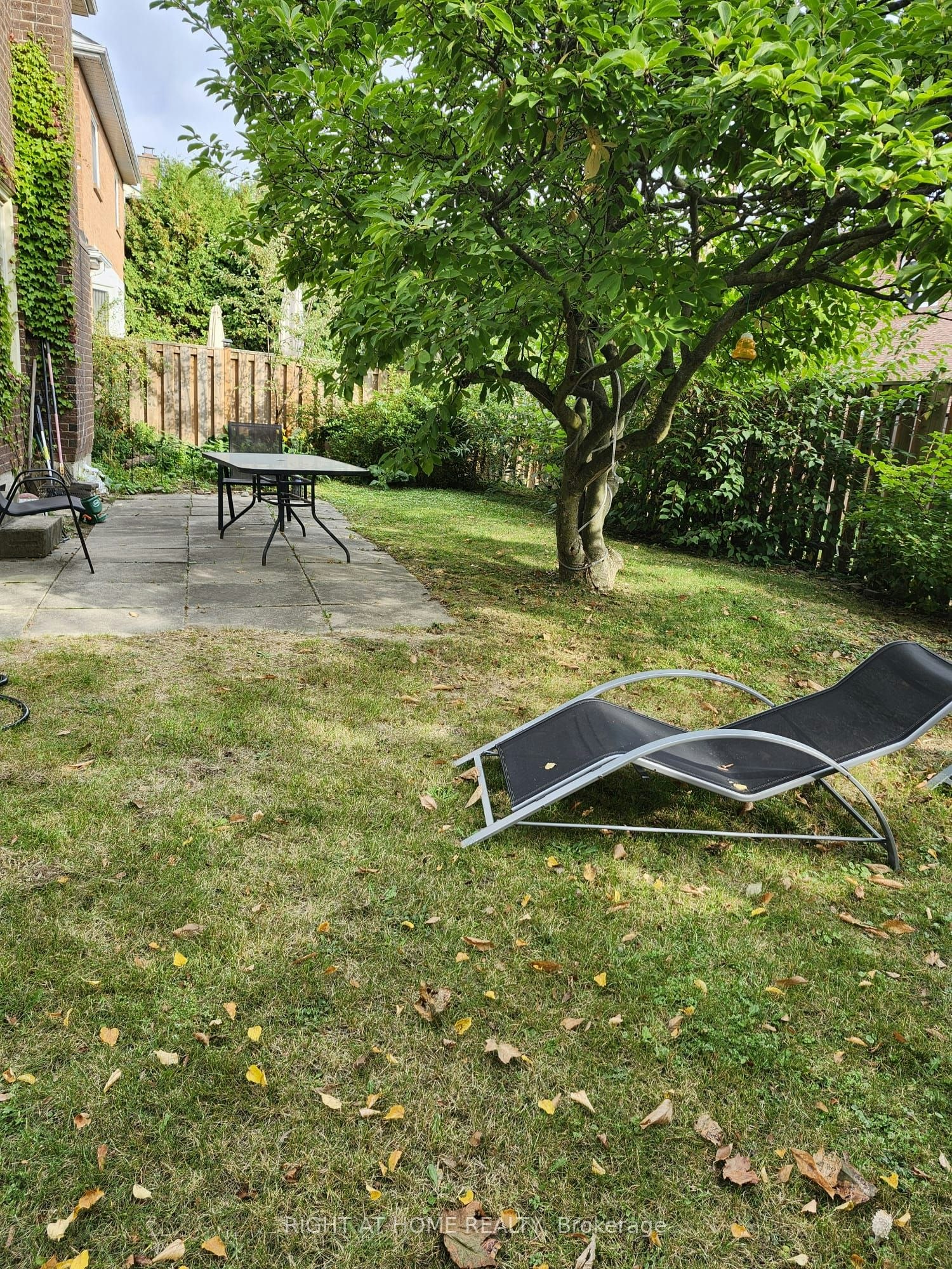 100 Jessica Gardens, Vaughan, ON, L4J 3G2 - 8