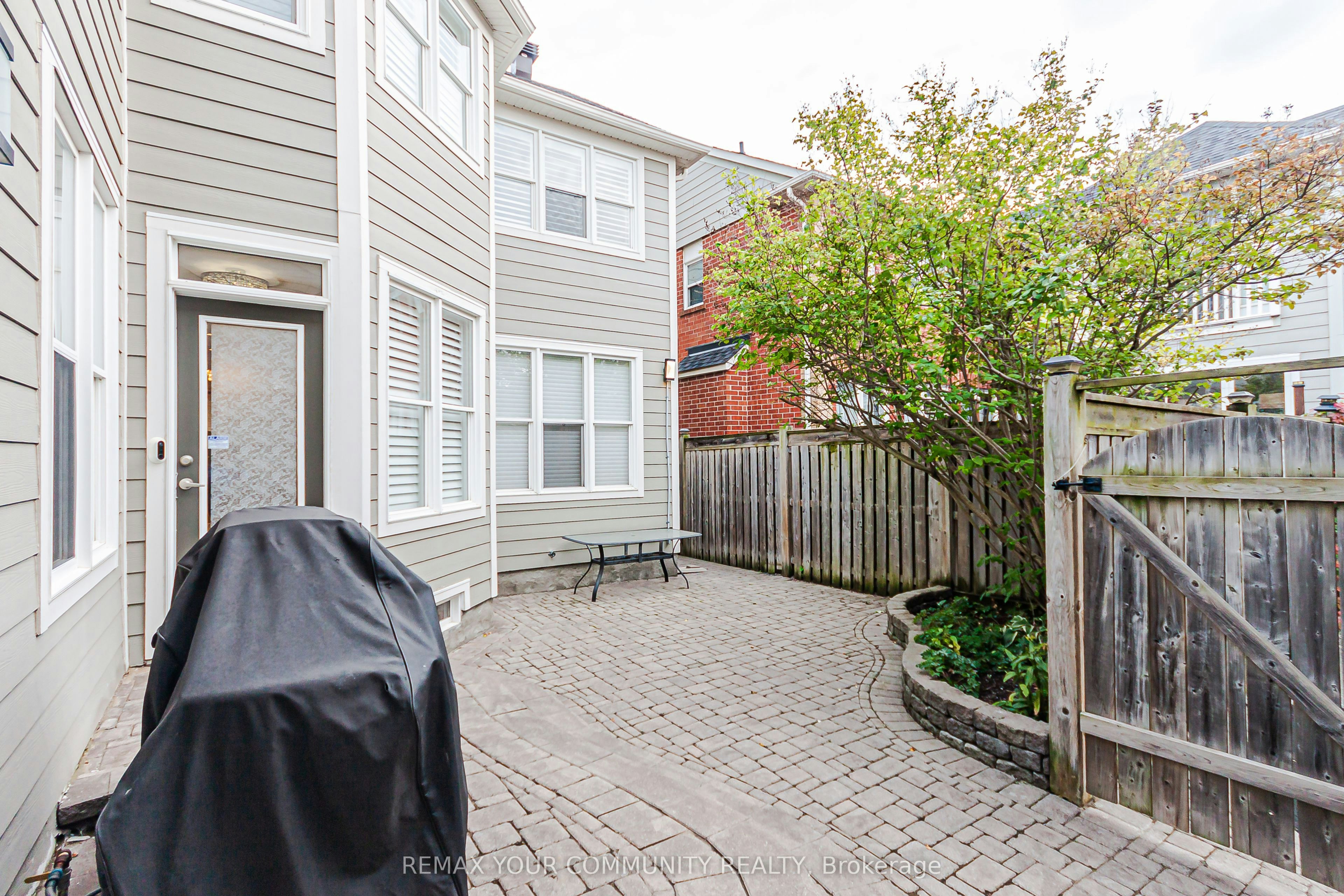 5 Chippenham Lane, Markham, ON, L6B 1L6 - 41