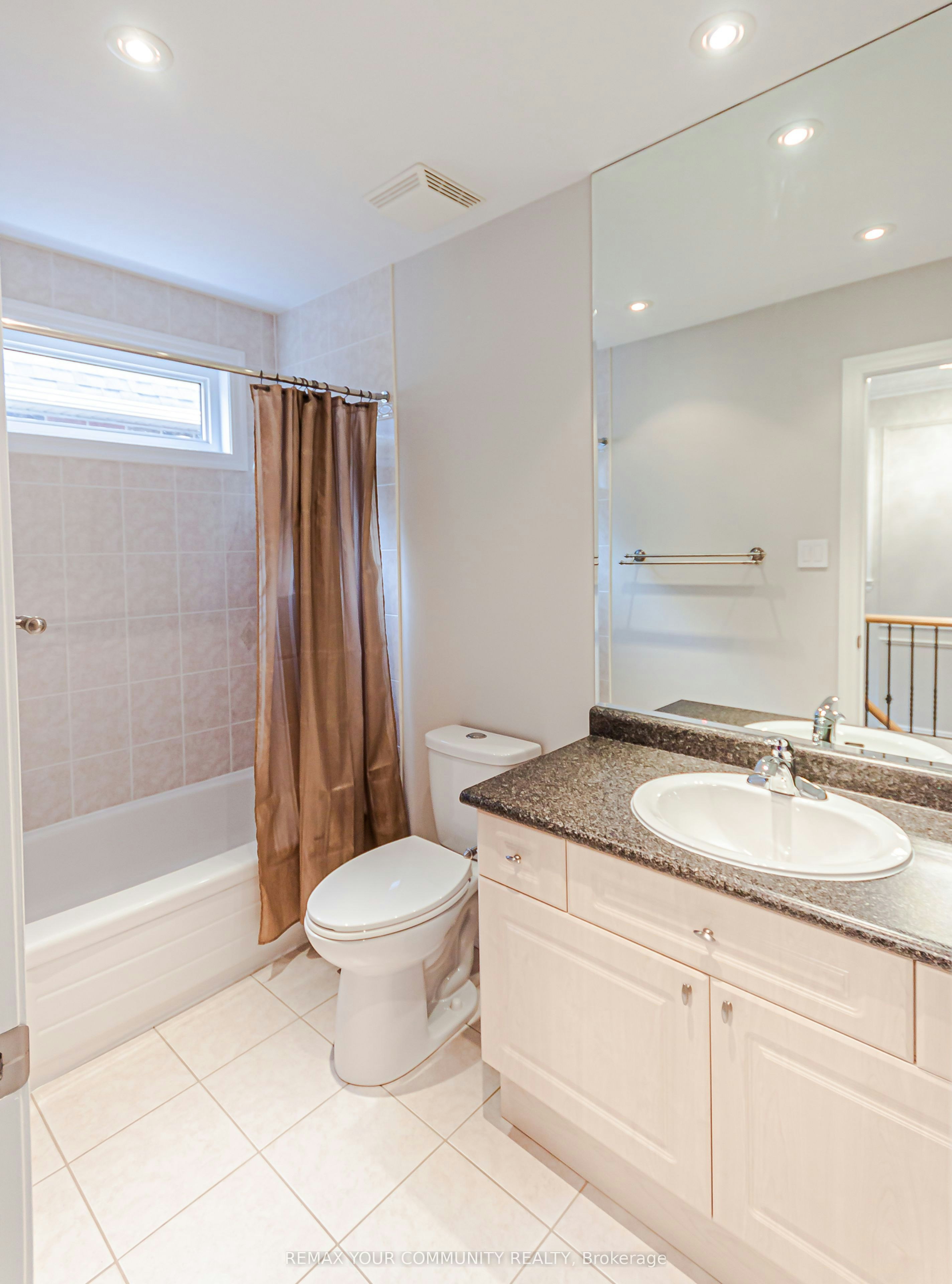 5 Chippenham Lane, Markham, ON, L6B 1L6 - 39