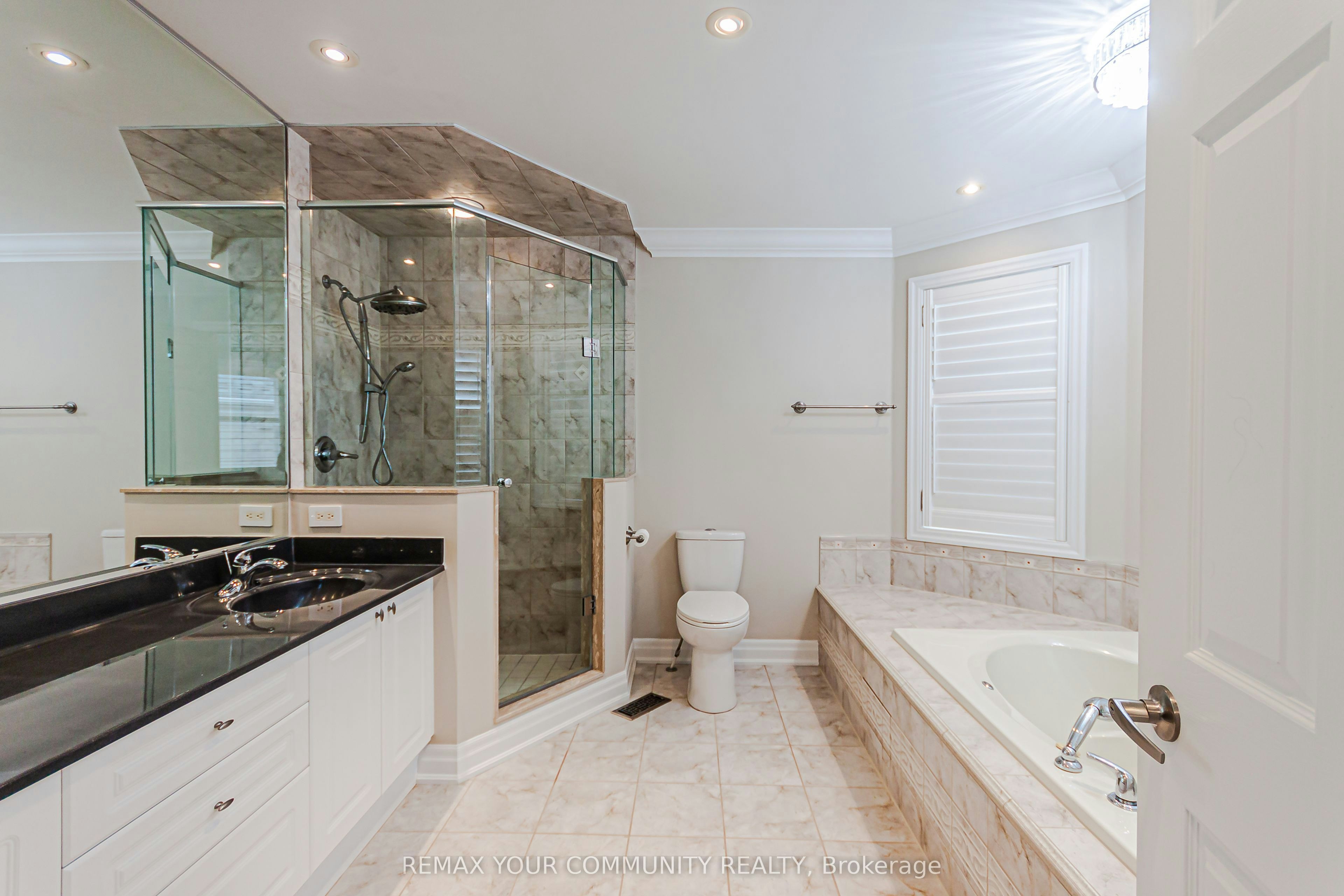 5 Chippenham Lane, Markham, ON, L6B 1L6 - 26