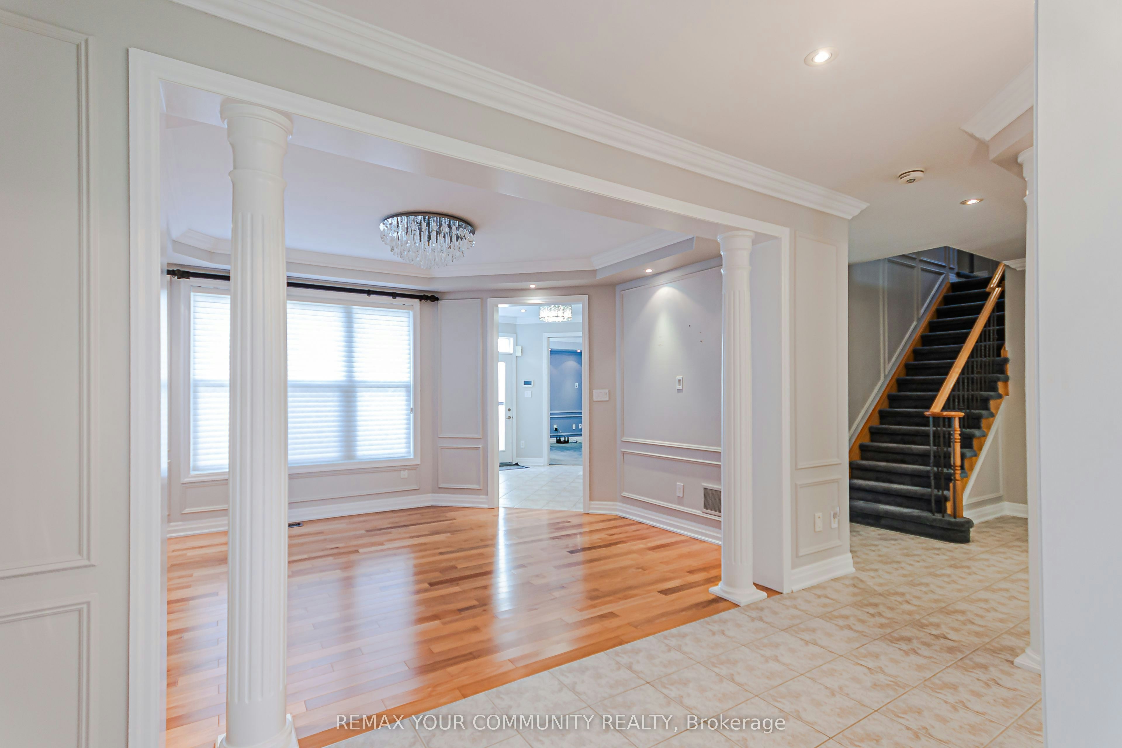 5 Chippenham Lane, Markham, ON, L6B 1L6 - 5