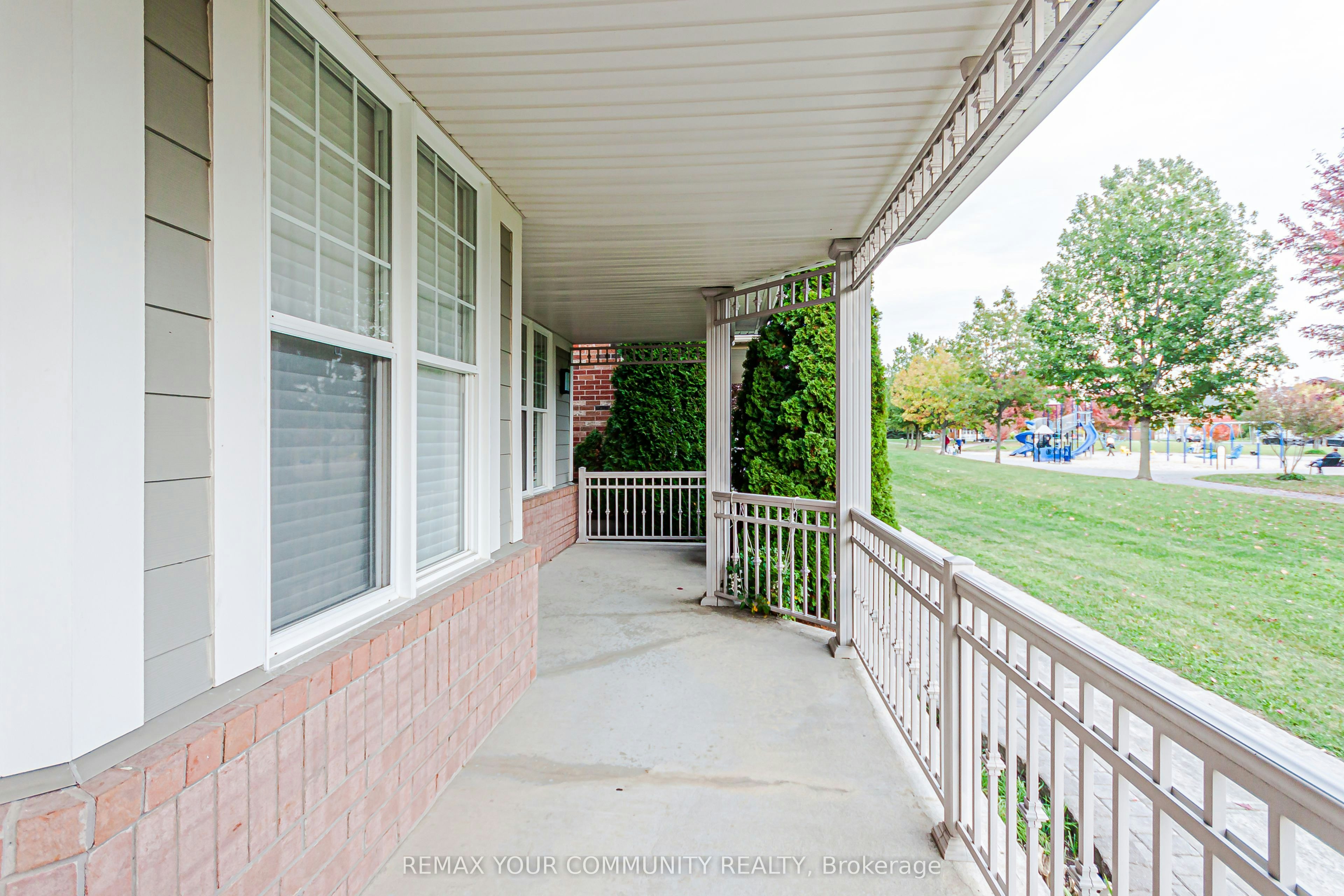 5 Chippenham Lane, Markham, ON, L6B 1L6 - 3