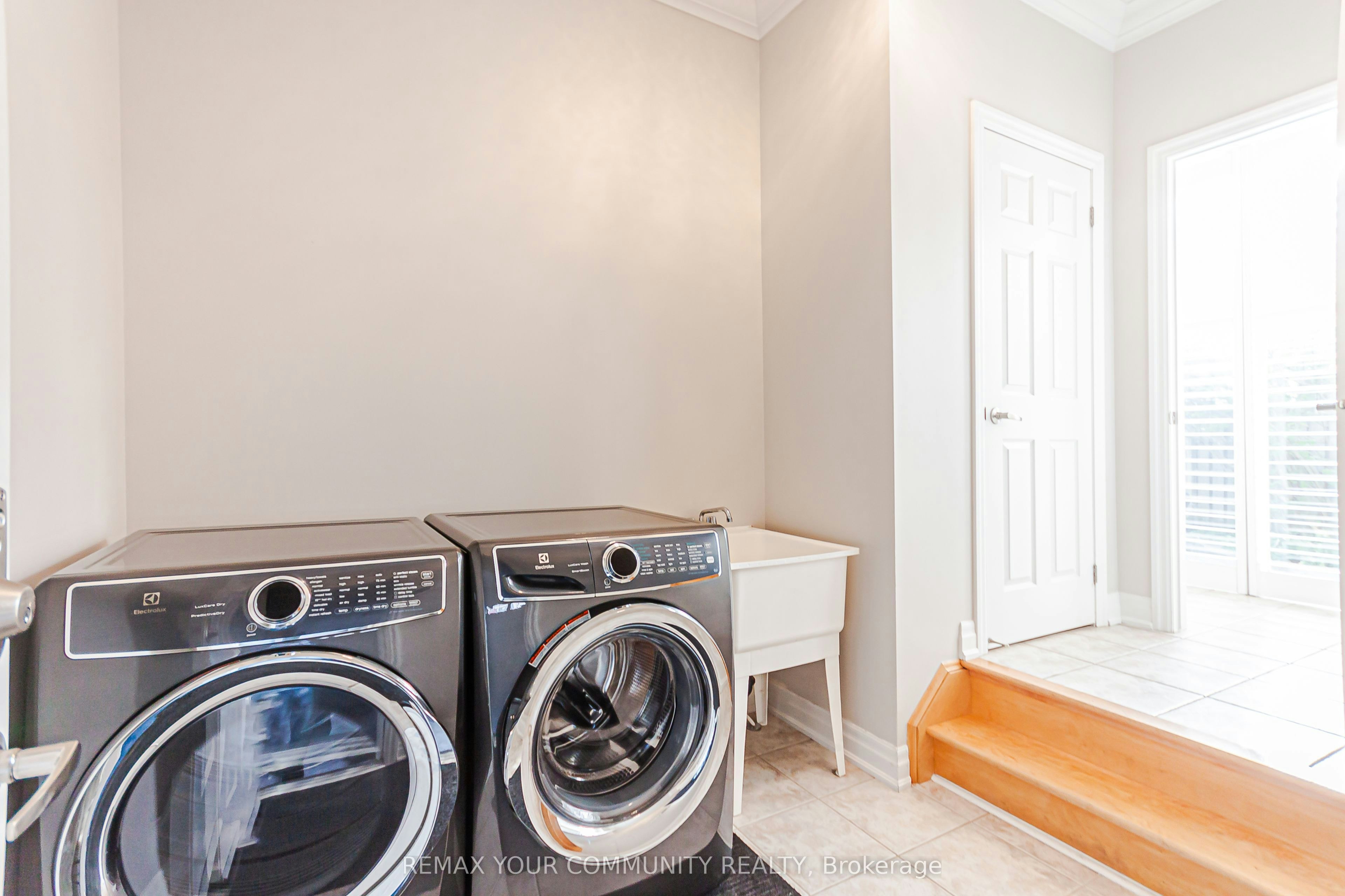 5 Chippenham Lane, Markham, ON, L6B 1L6 - 18