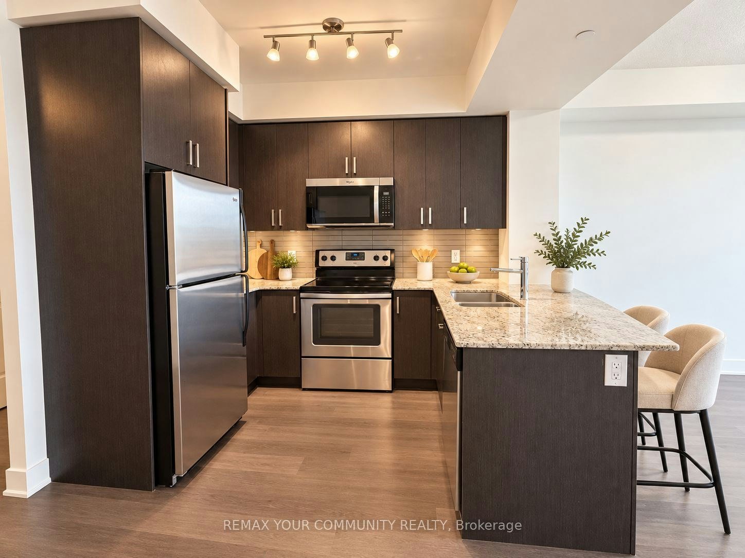 612-7608 Yonge Street, Markham, ON, L4J 1V9 - 8