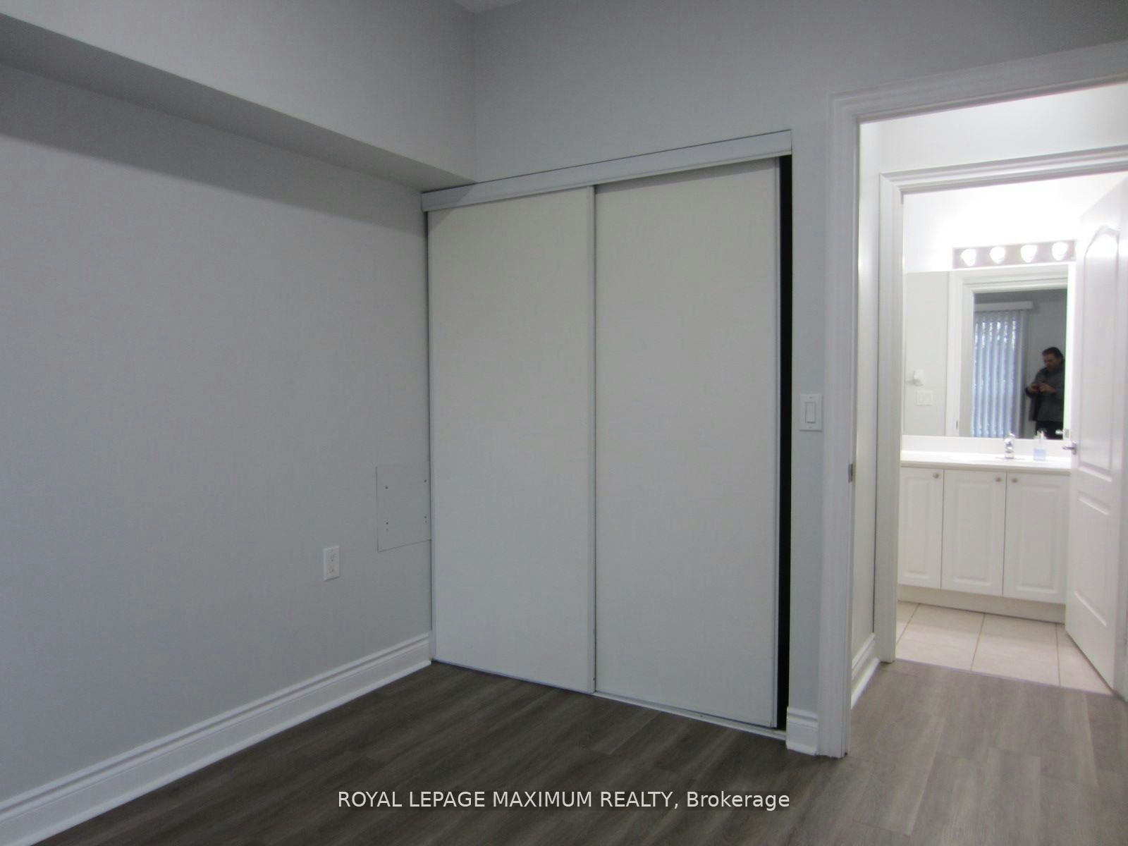 327-8201 Islington Avenue, Vaughan, ON, L4L 9S6 - 9