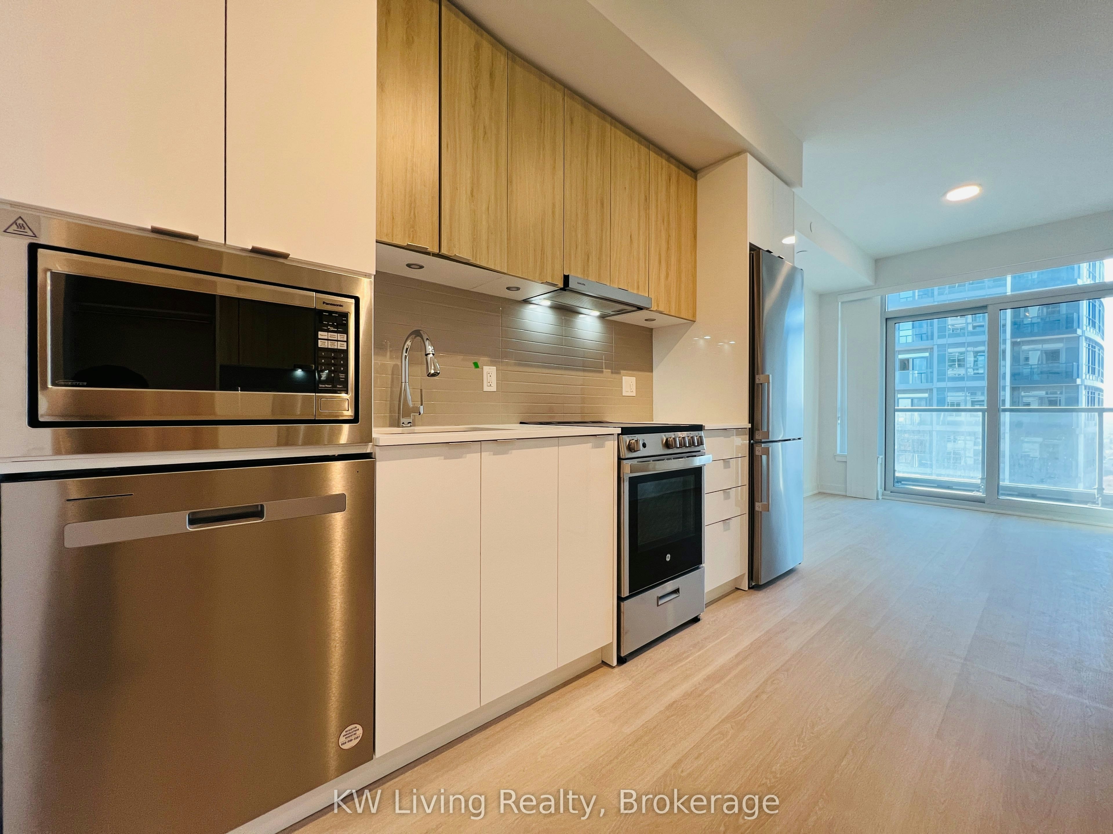 B1503-50 Upper Mall Way, Vaughan, ON, L4J 0L8 - 7