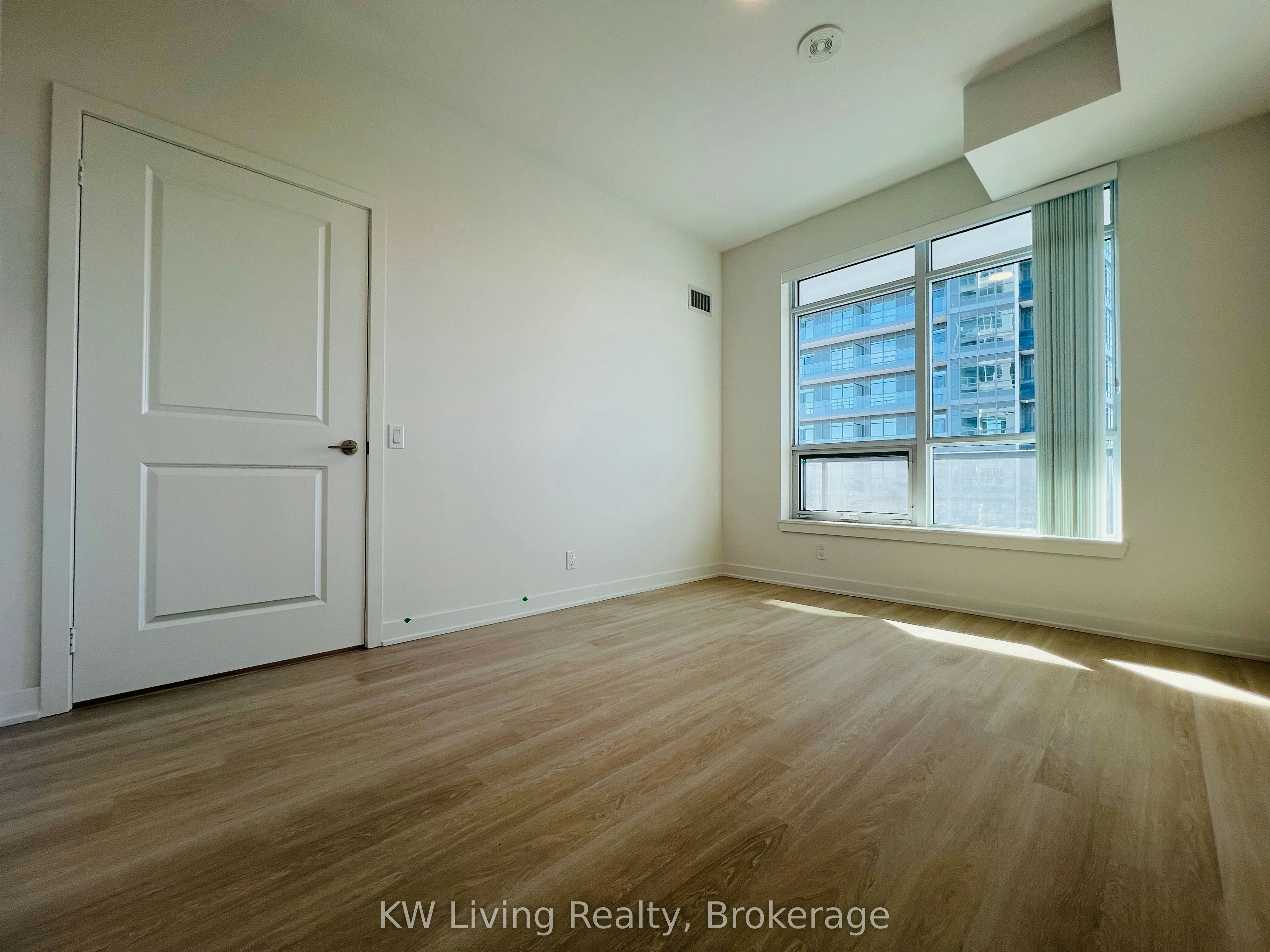 B1503-50 Upper Mall Way, Vaughan, ON, L4J 0L8 - 4