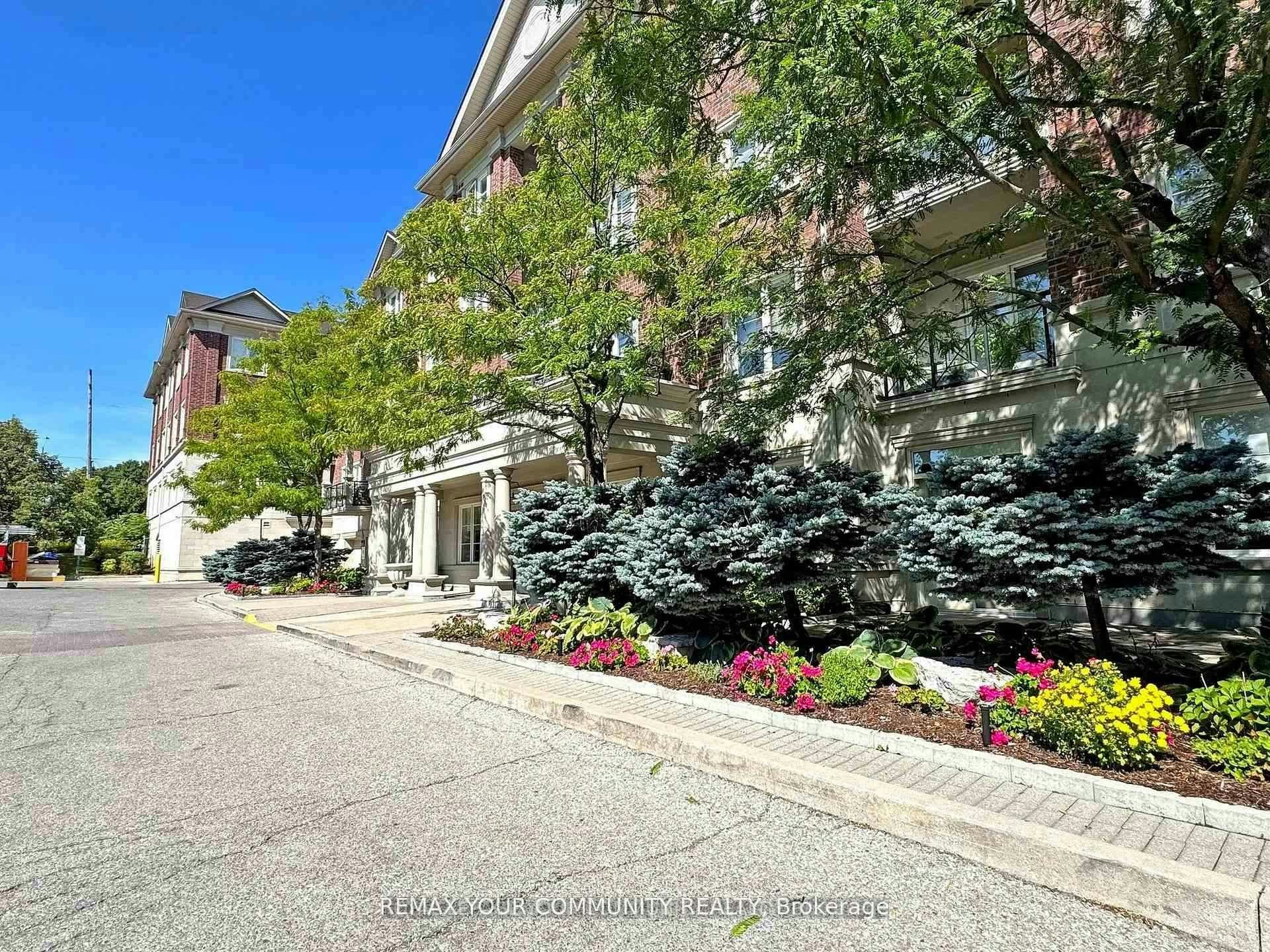 220-9519 Keele Street, Vaughan, ON, L6A 4A2 - 2