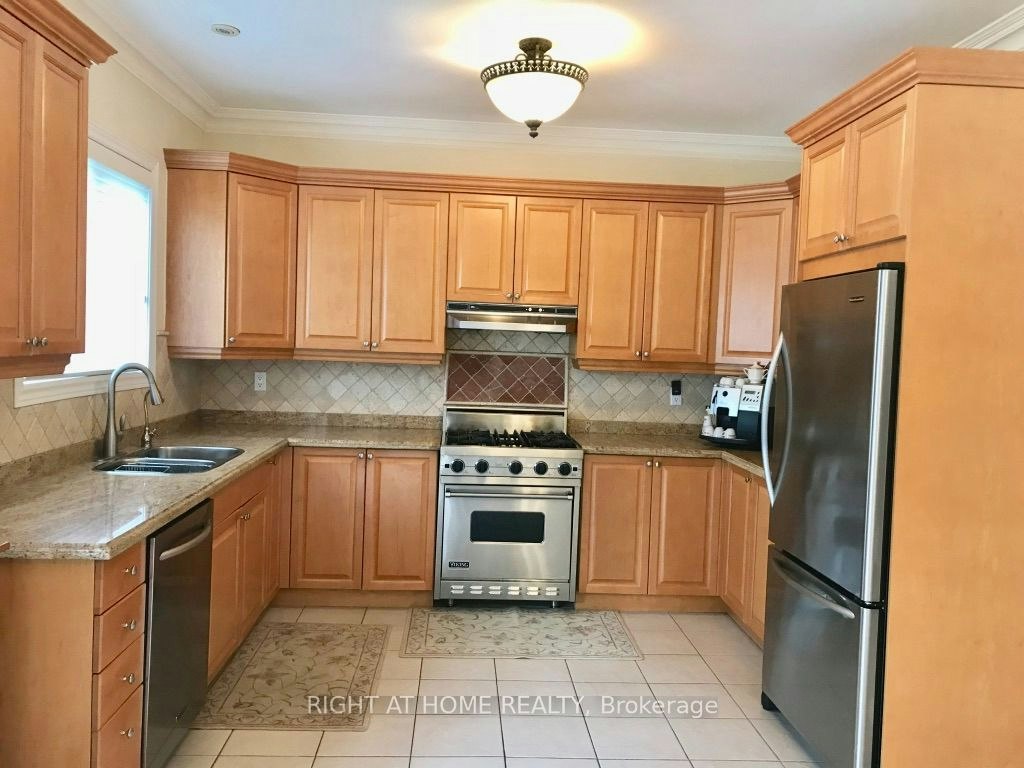 106 Avdell Avenue, Vaughan, ON, L4H 1H3 - 5
