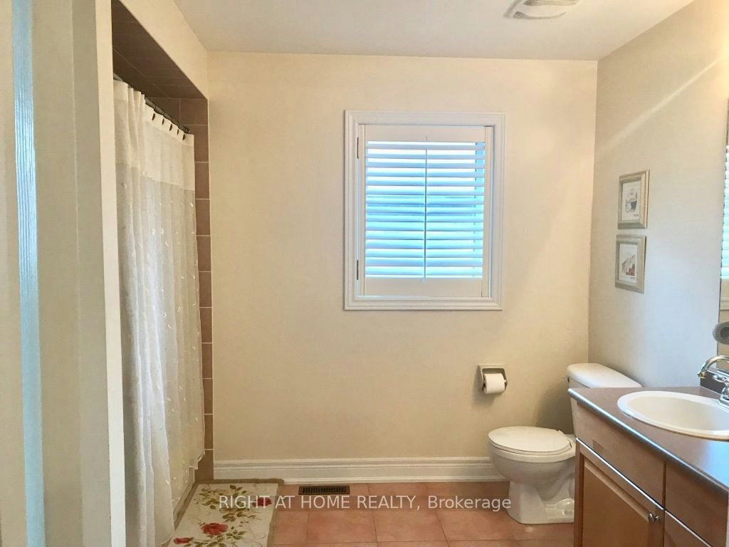 106 Avdell Avenue, Vaughan, ON, L4H 1H3 - 13