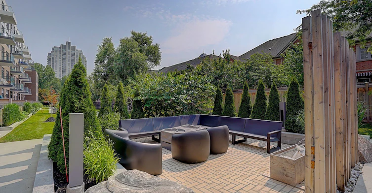 712-8 Beverley Glen Boulevard, Vaughan, ON, L4J 0L4 - 44