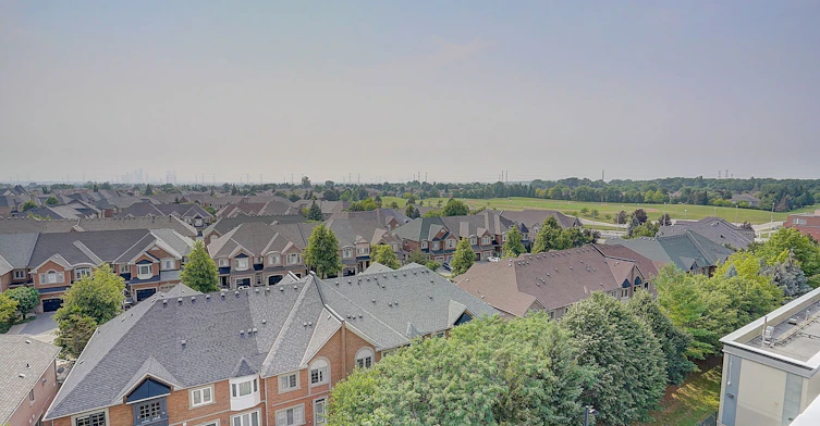 712-8 Beverley Glen Boulevard, Vaughan, ON, L4J 0L4 - 41