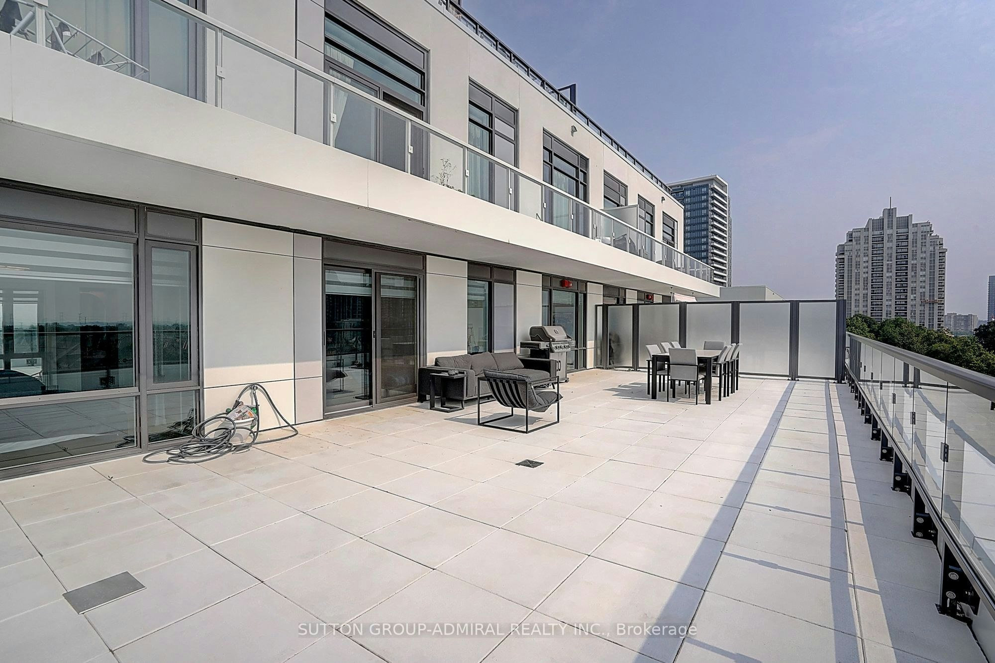712-8 Beverley Glen Boulevard, Vaughan, ON, L4J 0L4 - 37