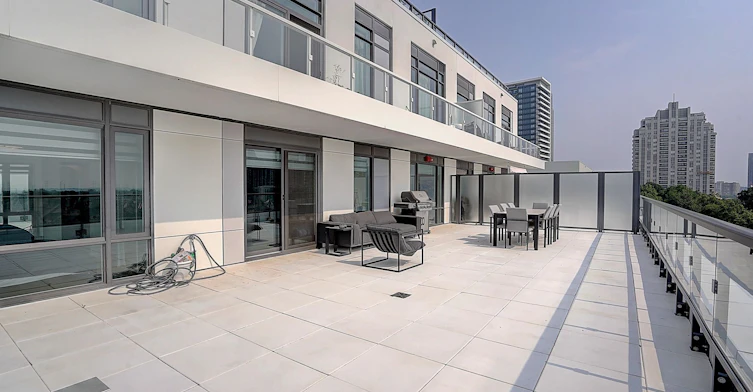 712-8 Beverley Glen Boulevard, Vaughan, ON, L4J 0L4 - 37