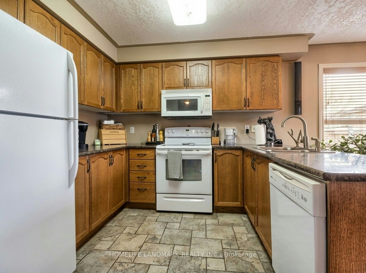 40 Bambi Crescent, Georgina, ON, L4P 4C6 - 10