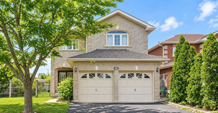 40 Bambi Crescent, Georgina, ON, L4P 4C6
