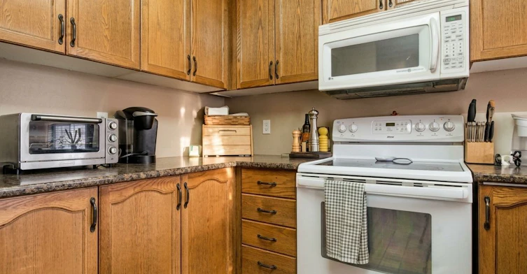 40 Bambi Crescent, Georgina, ON, L4P 4C6 - 9