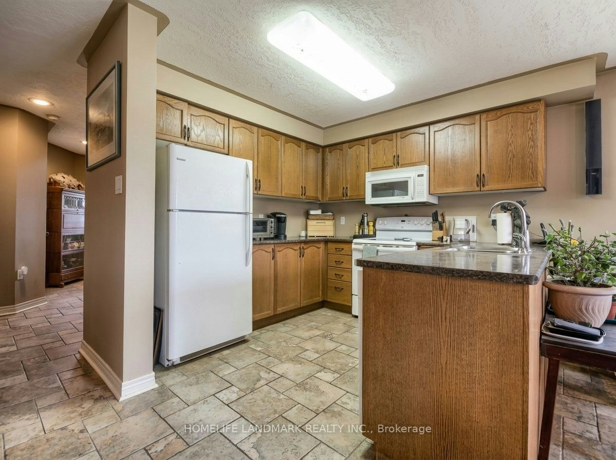 40 Bambi Crescent, Georgina, ON, L4P 4C6 - 8